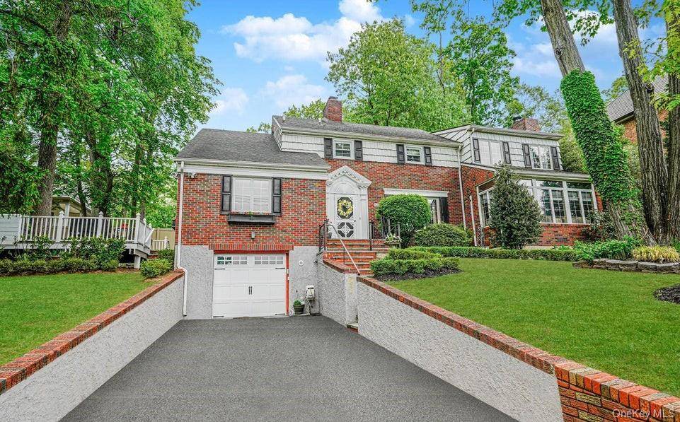Casa com 4 Quartos à Venda em Staten Island - Nova Iorque - EUA - 1