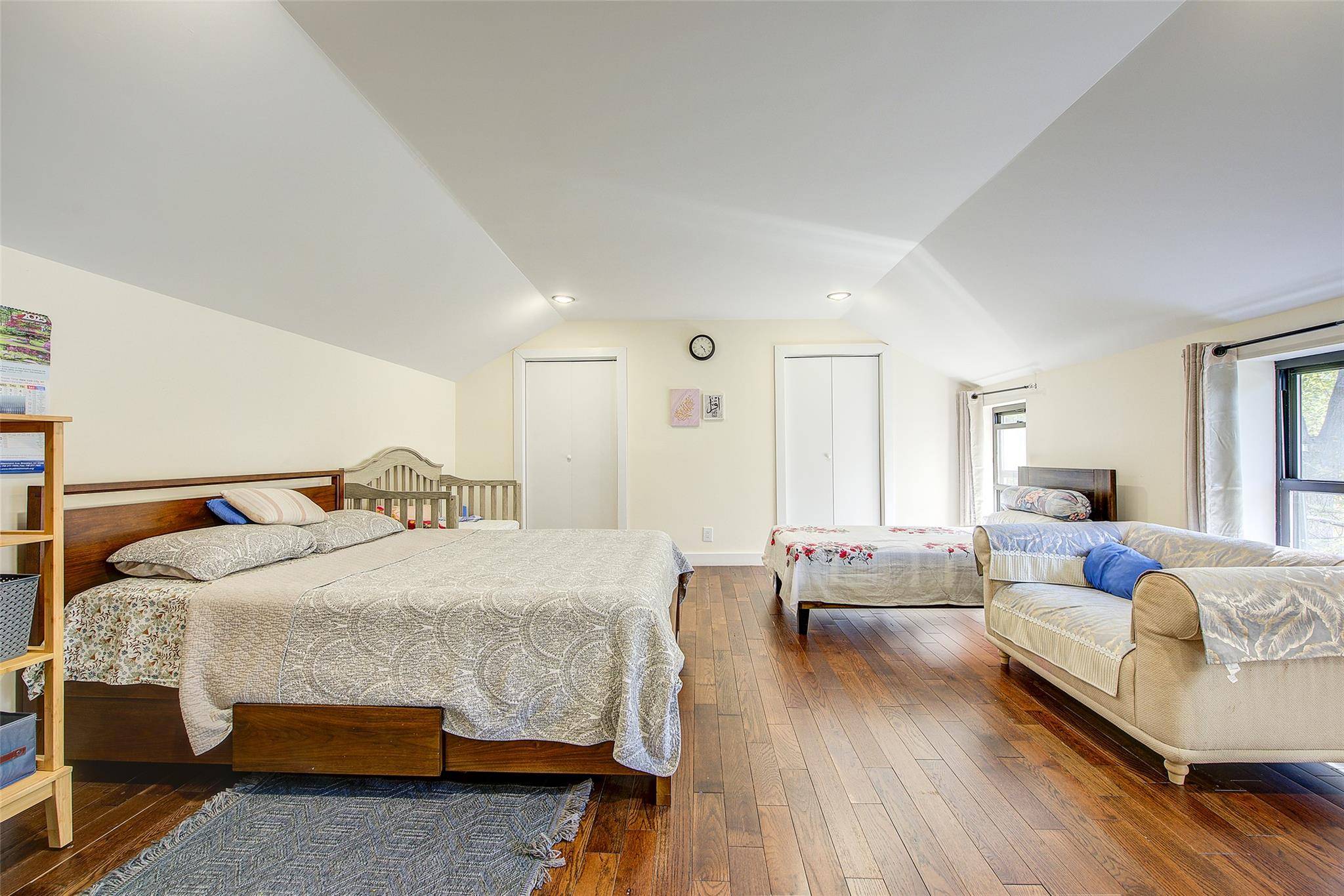 Casa com 4 Quartos à Venda em Staten Island - Nova Iorque - EUA - 2