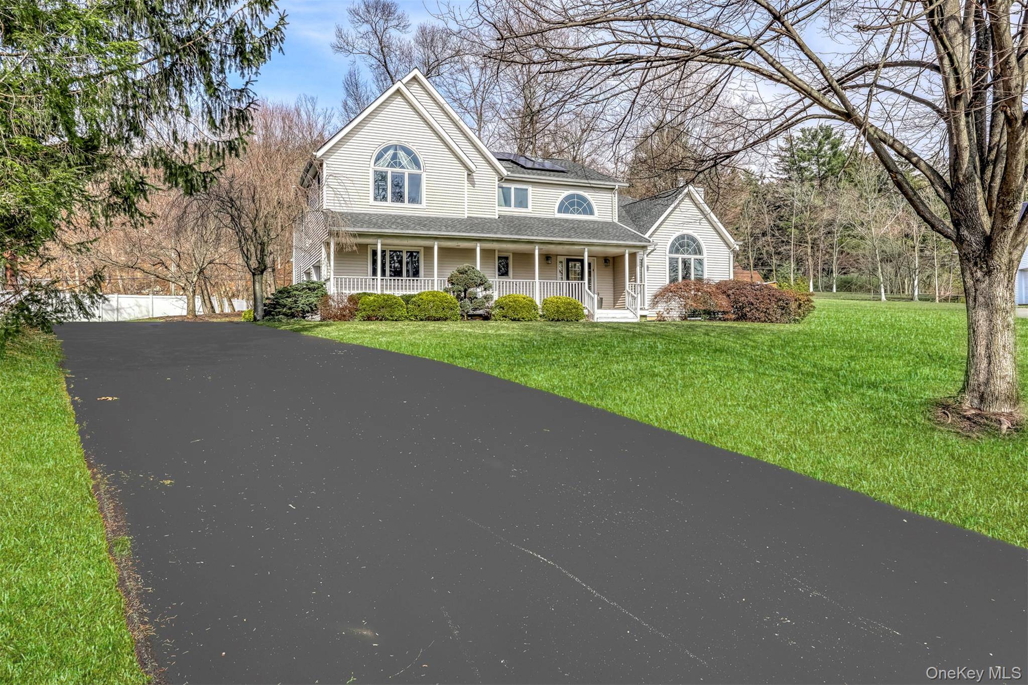 4 Bedroom Home for Sale in Suffern - New York - USA - 2