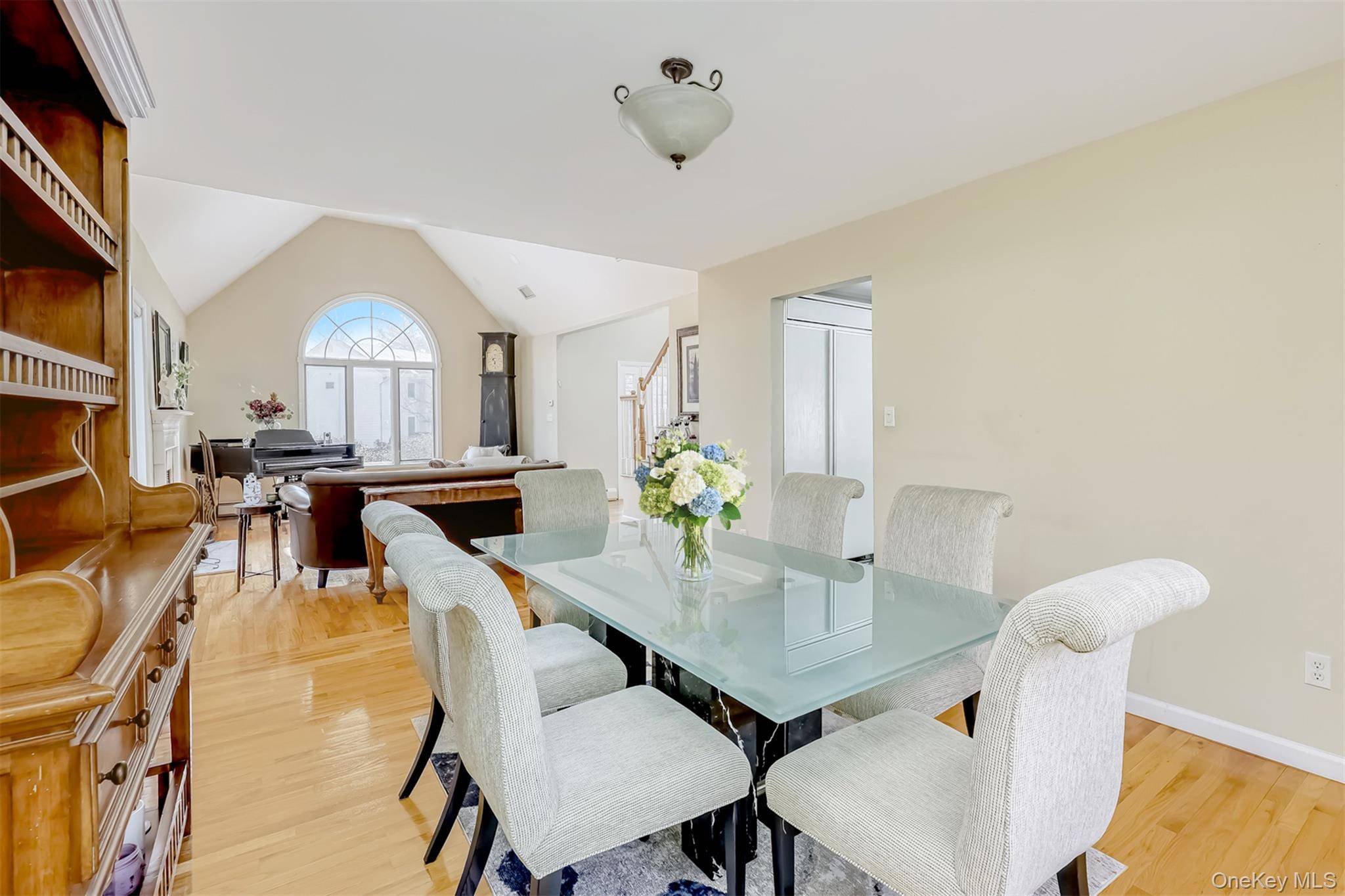 4 Bedroom Home for Sale in Suffern - New York - USA - 4
