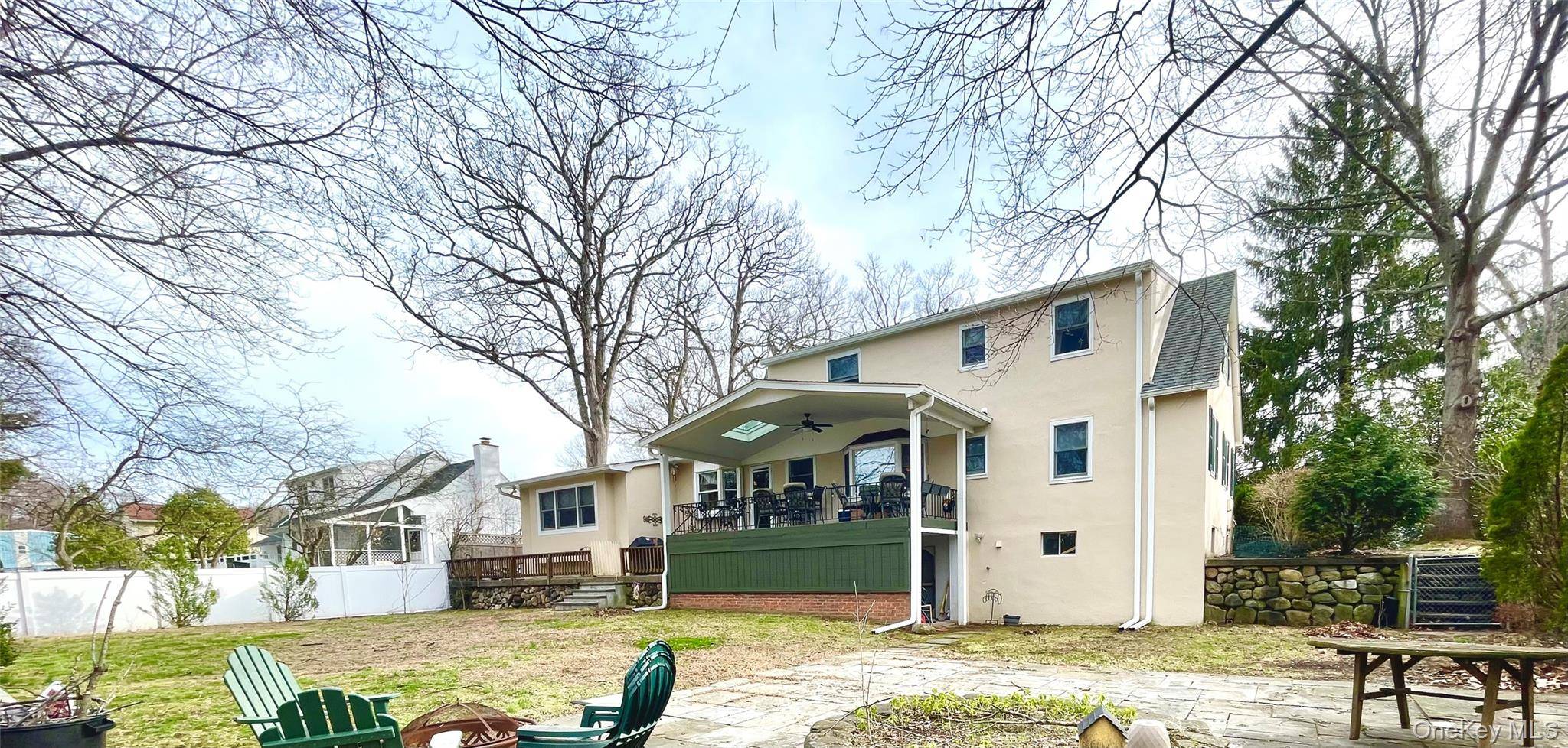Casa com 4 Quartos à Venda em Suffern - Nova Iorque - EUA - 3