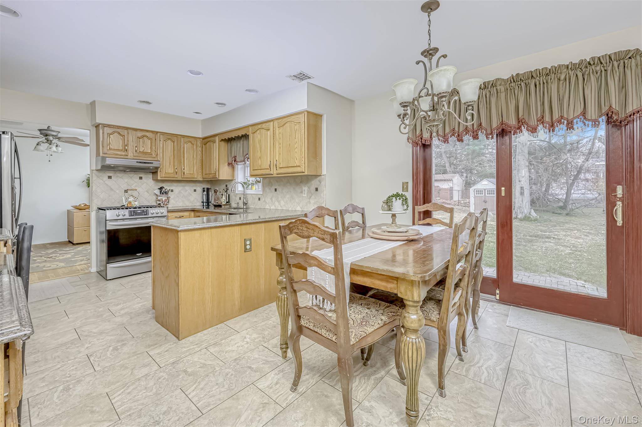 Casa com 4 Quartos à Venda em Suffern - Nova Iorque - EUA - 8