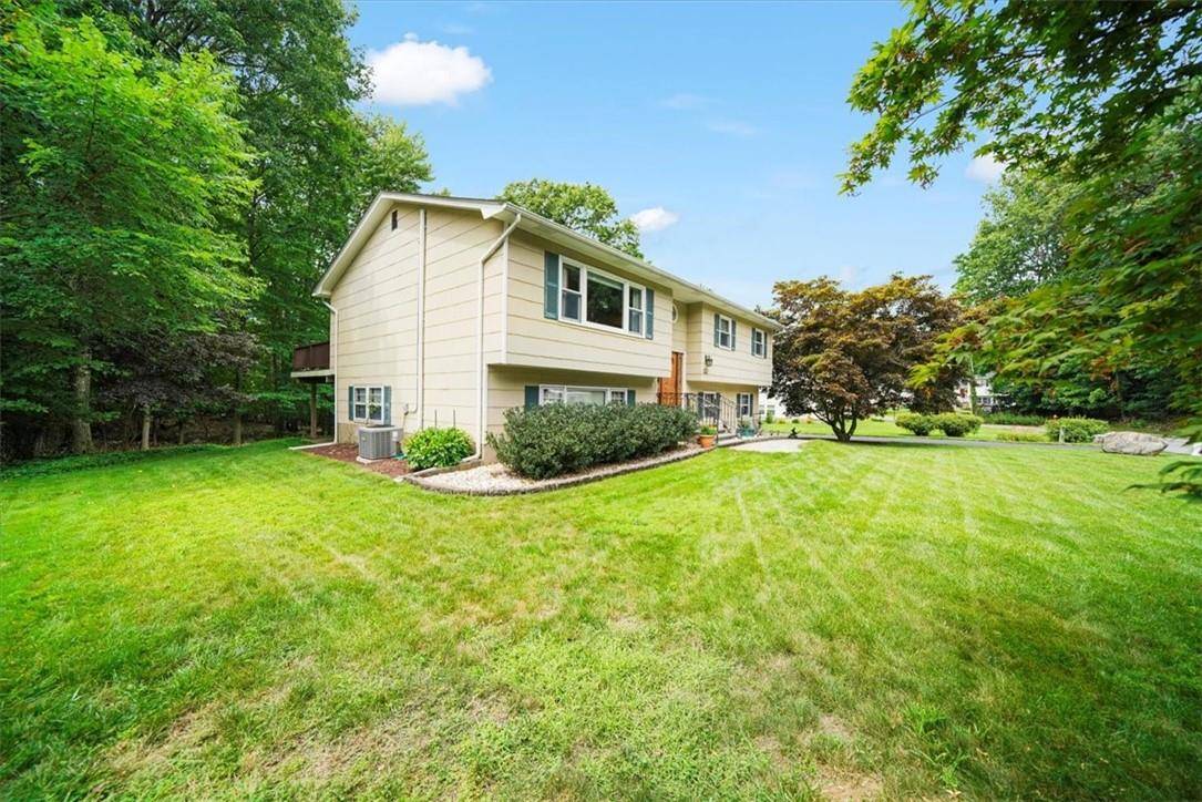 Casa com 4 Quartos à Venda em Suffern - Nova Iorque - EUA - 3