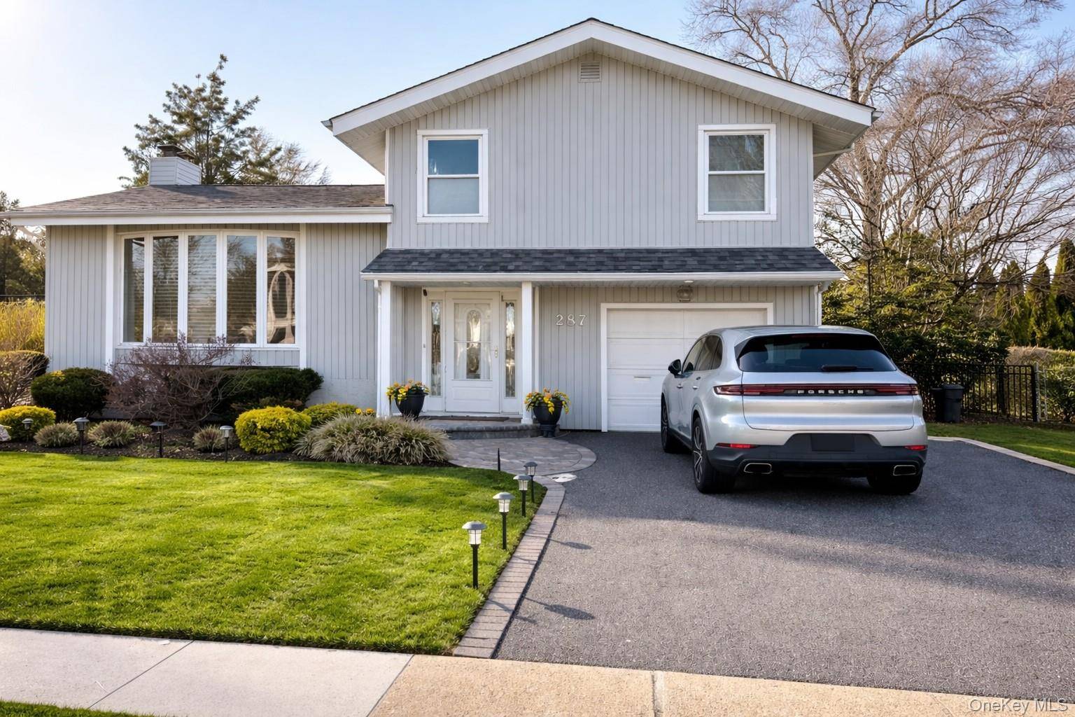 Casa com 4 Quartos à Venda em Syosset - Nova Iorque - EUA - 1