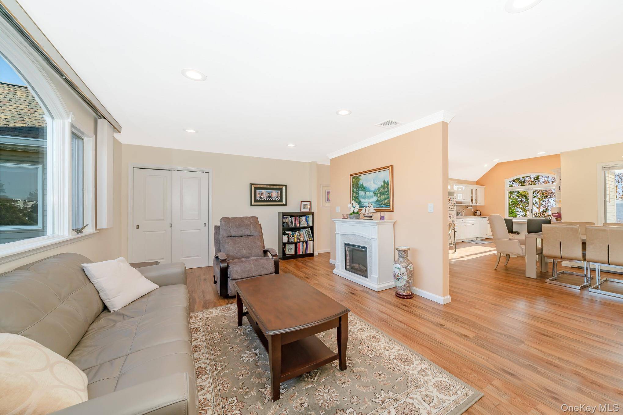 Casa com 4 Quartos à Venda em Syosset - Nova Iorque - EUA - 7
