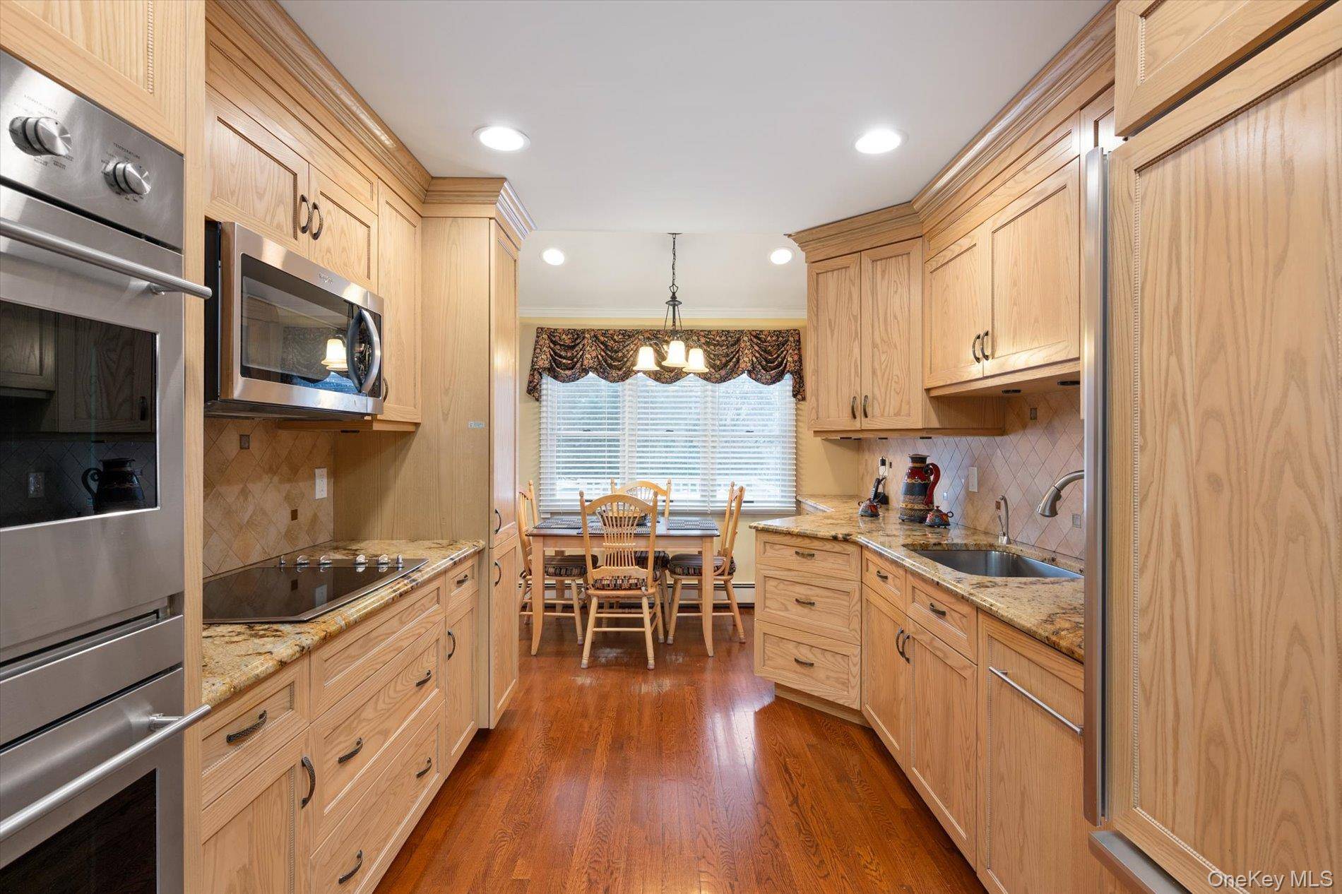 Casa com 4 Quartos à Venda em Syosset - Nova Iorque - EUA - 7