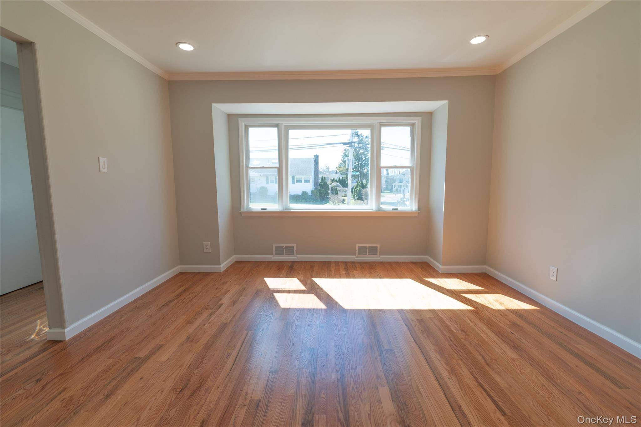 Casa com 4 Quartos à Venda em Syosset - Nova Iorque - EUA - 3