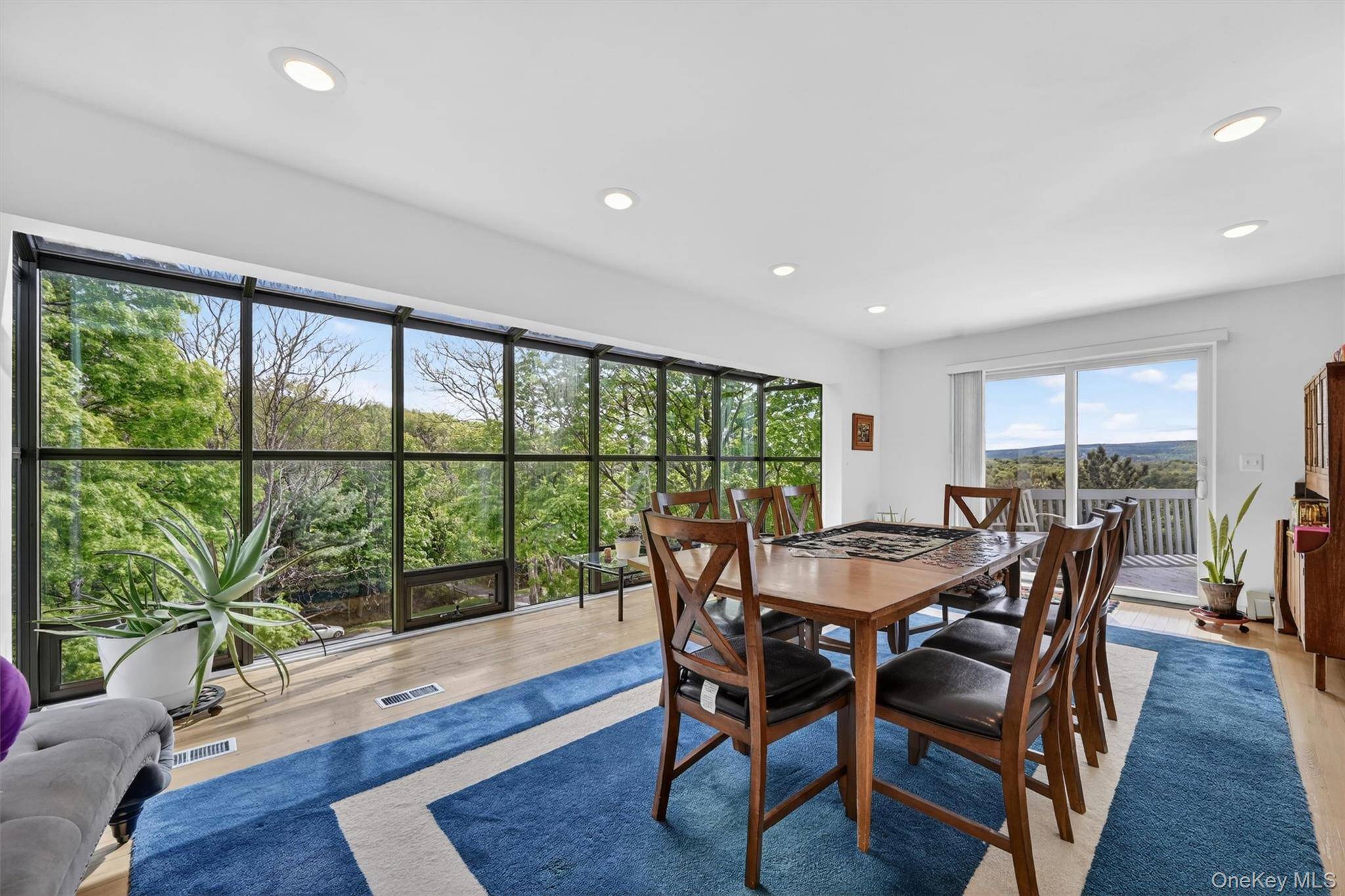 4 Bedroom Home for Sale in Warwick - New York - USA - 5