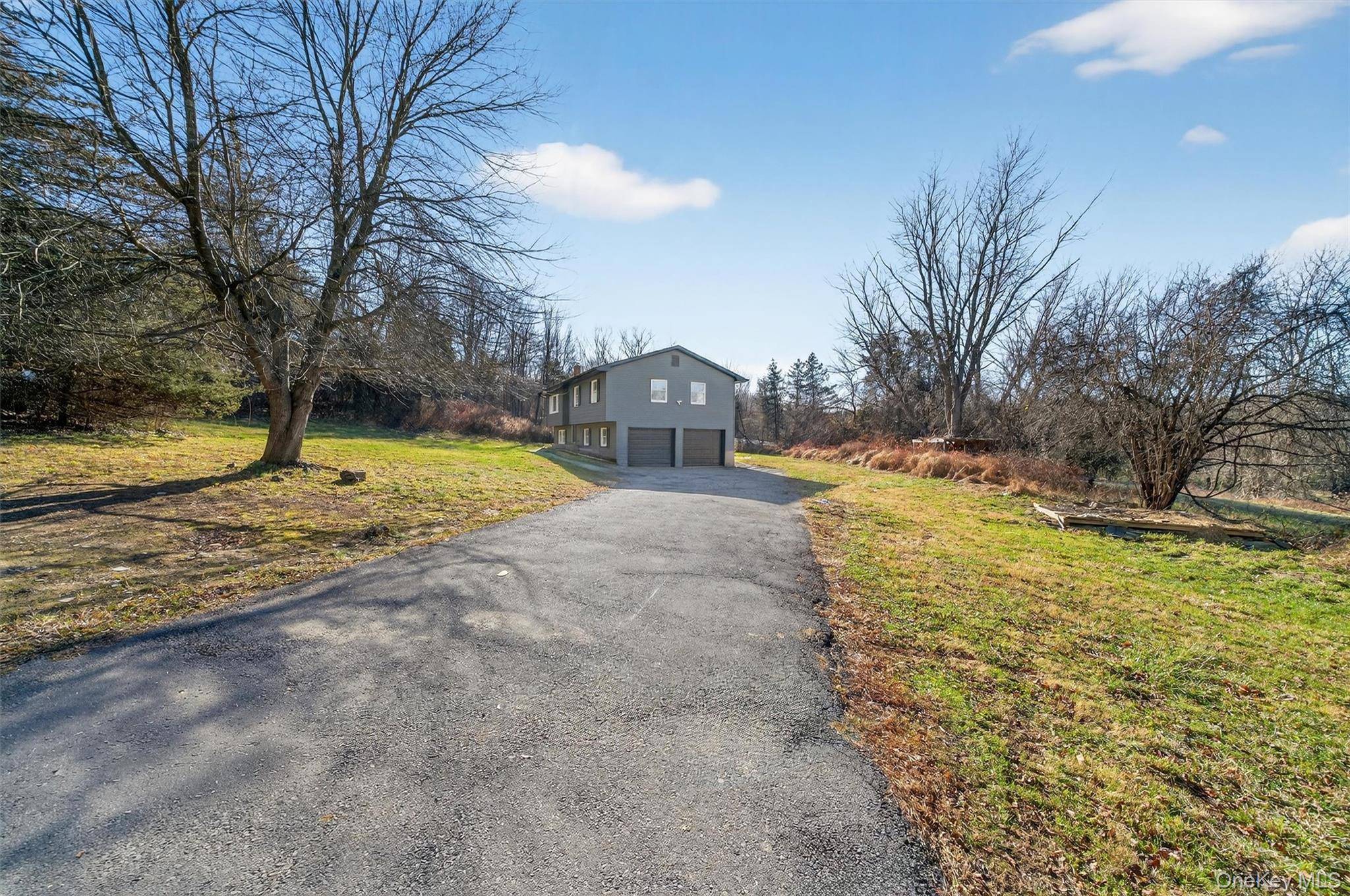 4 Bedroom Home for Sale in Warwick - New York - USA - 3