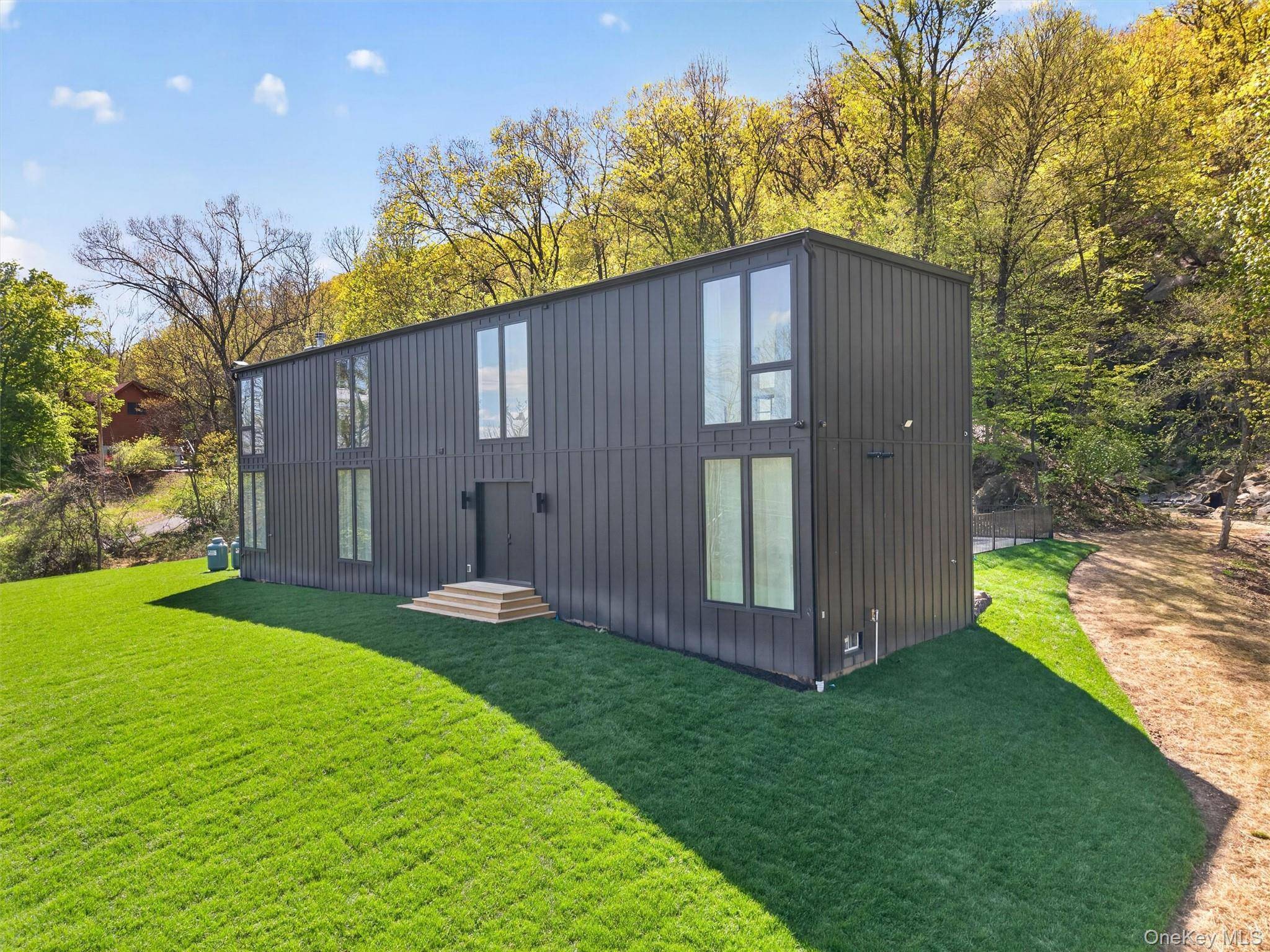 Hogar con 4 Dormitorios en Venta en Warwick - Nueva York - EE. UU. - 3