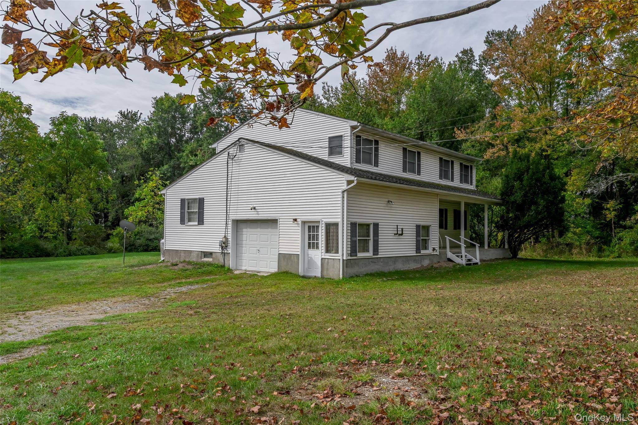 4 Bedroom Home for Sale in Warwick - New York - USA - 2