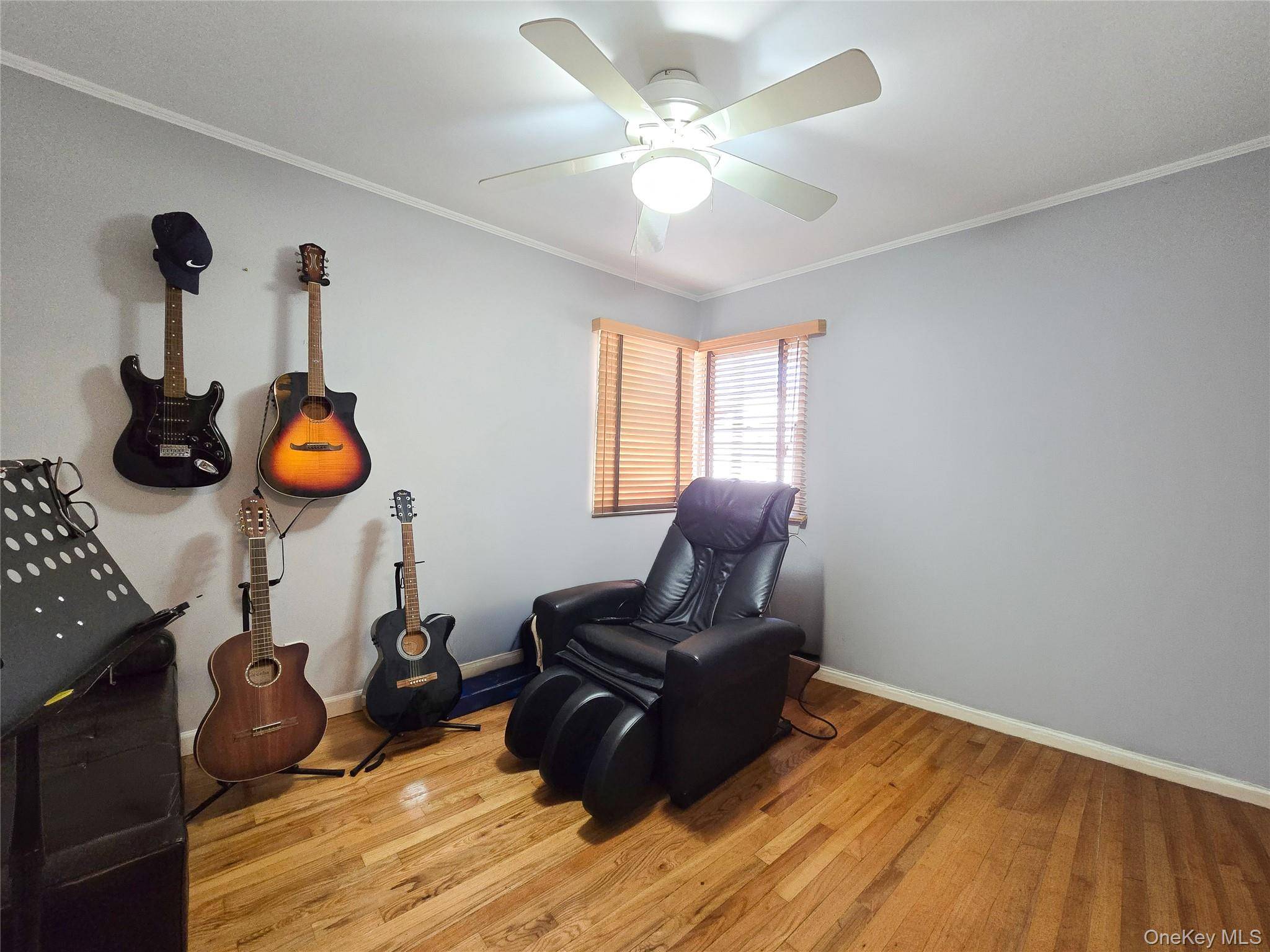 Casa com 5 Quartos à Venda em New Hyde Park - Nova Iorque - EUA - 8