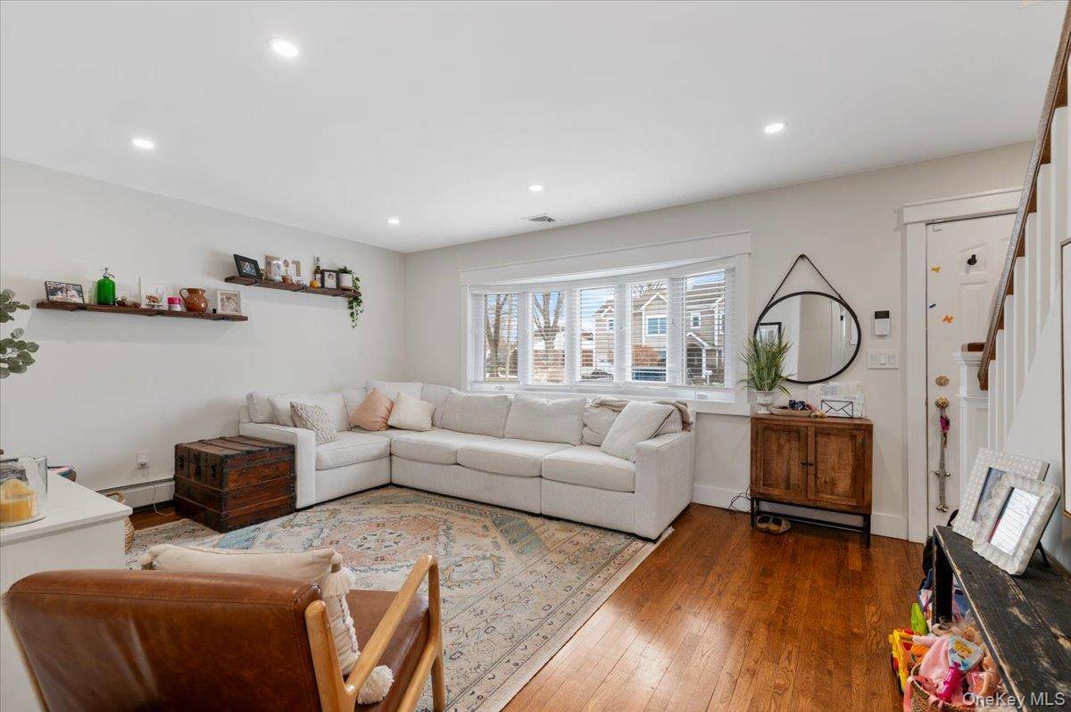 Home avec 5 chambres à vendre à Plainview - New York - États-Unis - 3