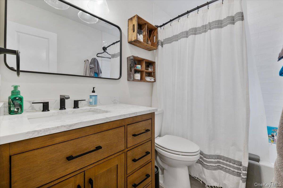 Home avec 5 chambres à vendre à Plainview - New York - États-Unis - 7