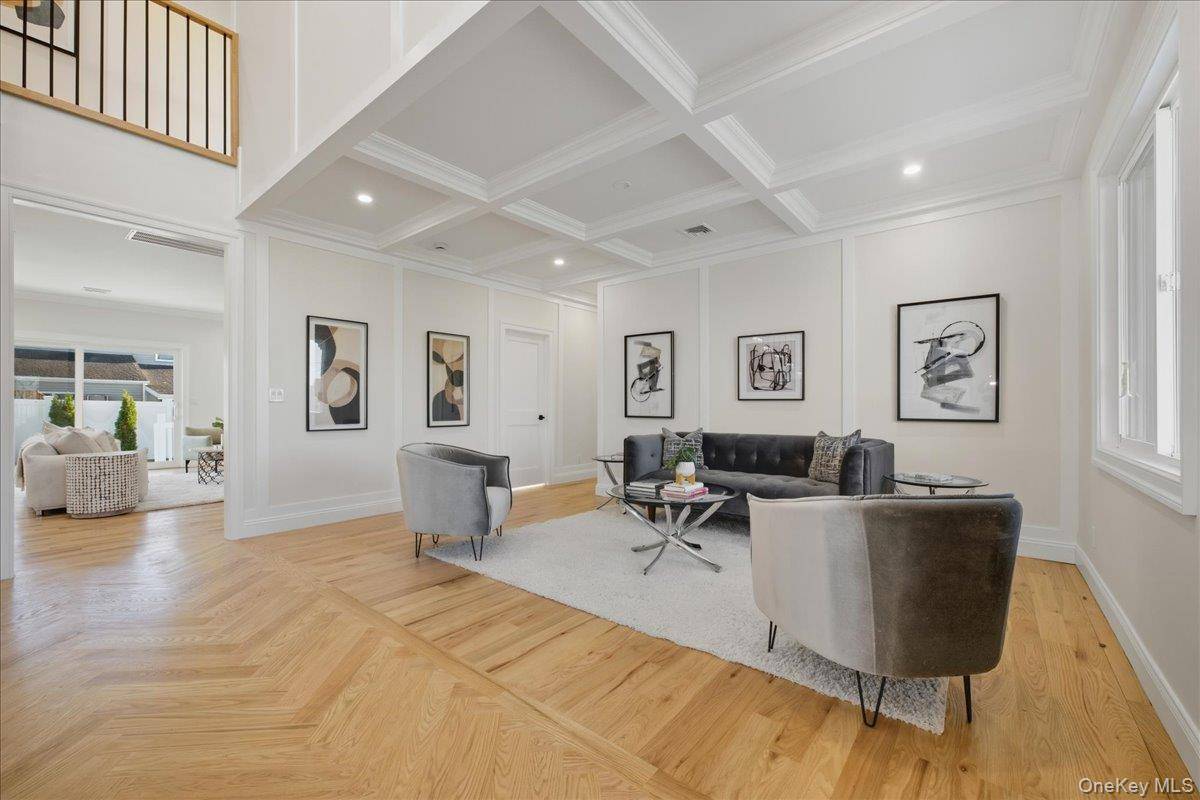 Hogar con 5 Dormitorios en Venta en Plainview - Nueva York - EE. UU. - 3