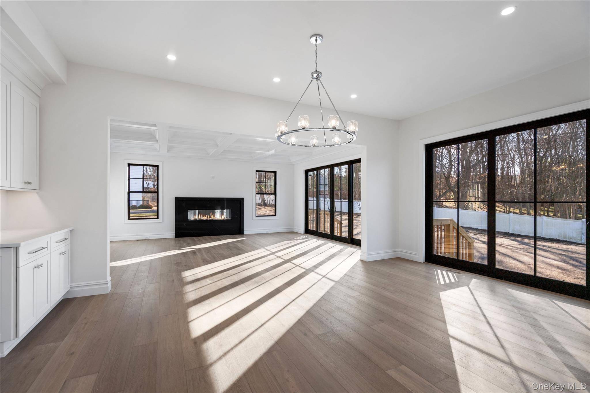 Hogar con 5 Dormitorios en Venta en Plainview - Nueva York - EE. UU. - 5
