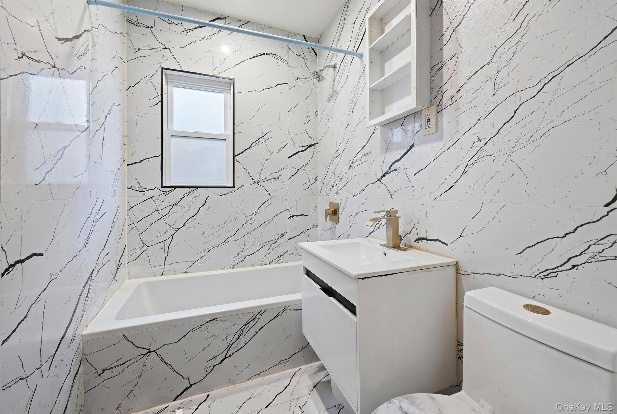 Casa com 5 Quartos à Venda em Queens Village - Nova Iorque - EUA - 8