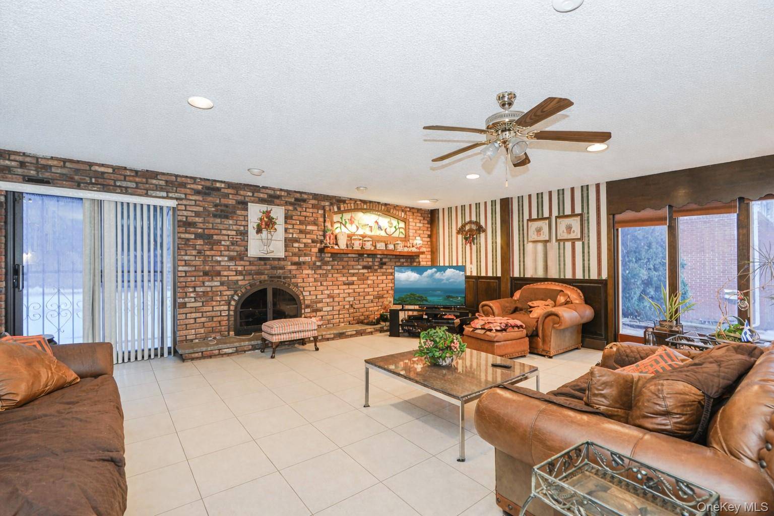 Casa com 5 Quartos à Venda em Staten Island - Nova Iorque - EUA - 6