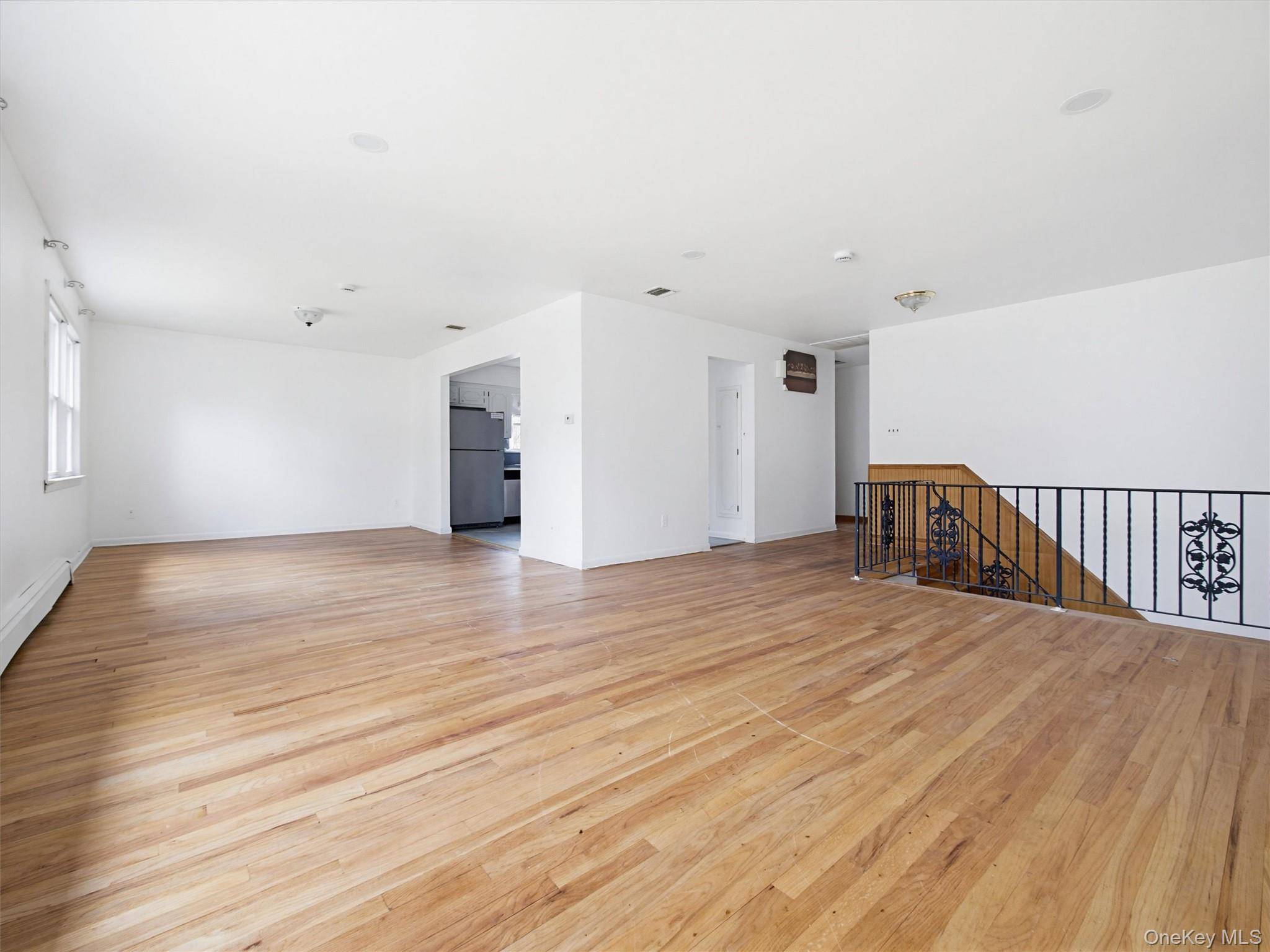 Casa com 5 Quartos à Venda em Suffern - Nova Iorque - EUA - 4