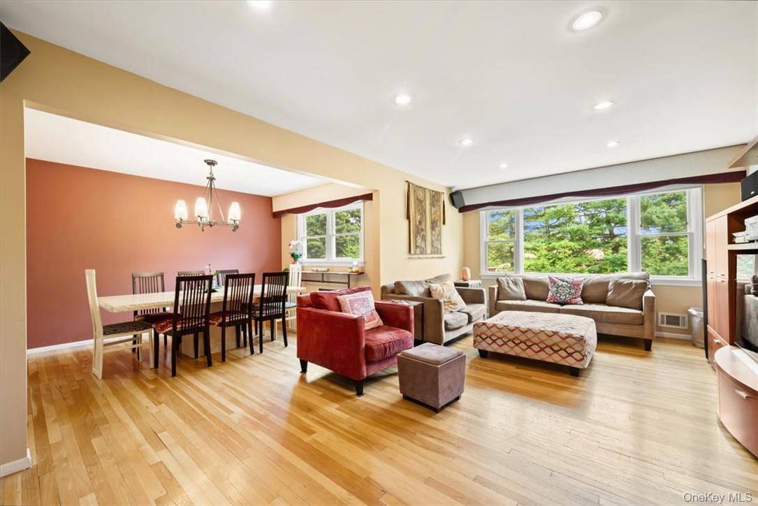 Casa com 5 Quartos à Venda em Suffern - Nova Iorque - EUA - 6