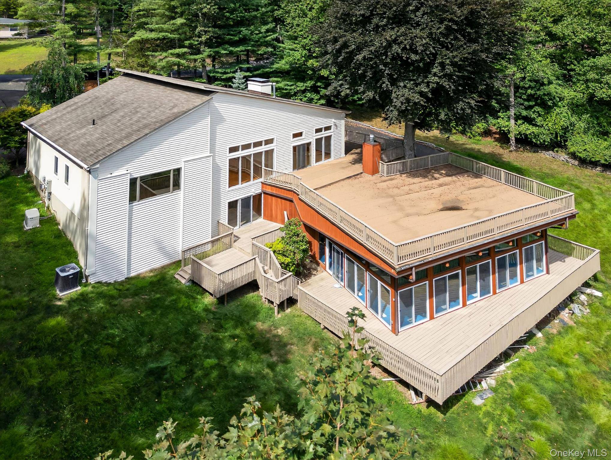Casa com 5 Quartos à Venda em Suffern - Nova Iorque - EUA - 6