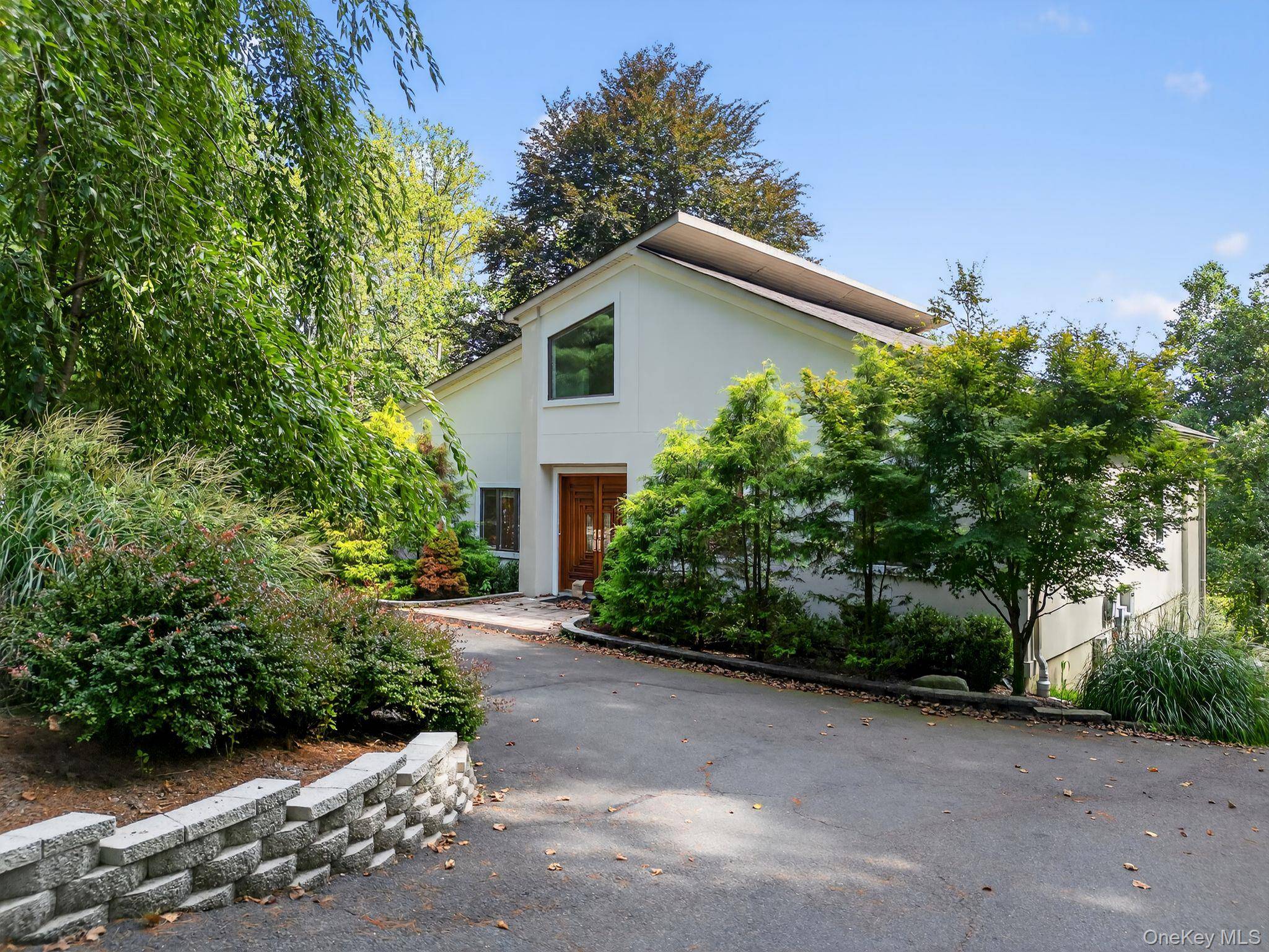 Casa com 5 Quartos à Venda em Suffern - Nova Iorque - EUA - 8