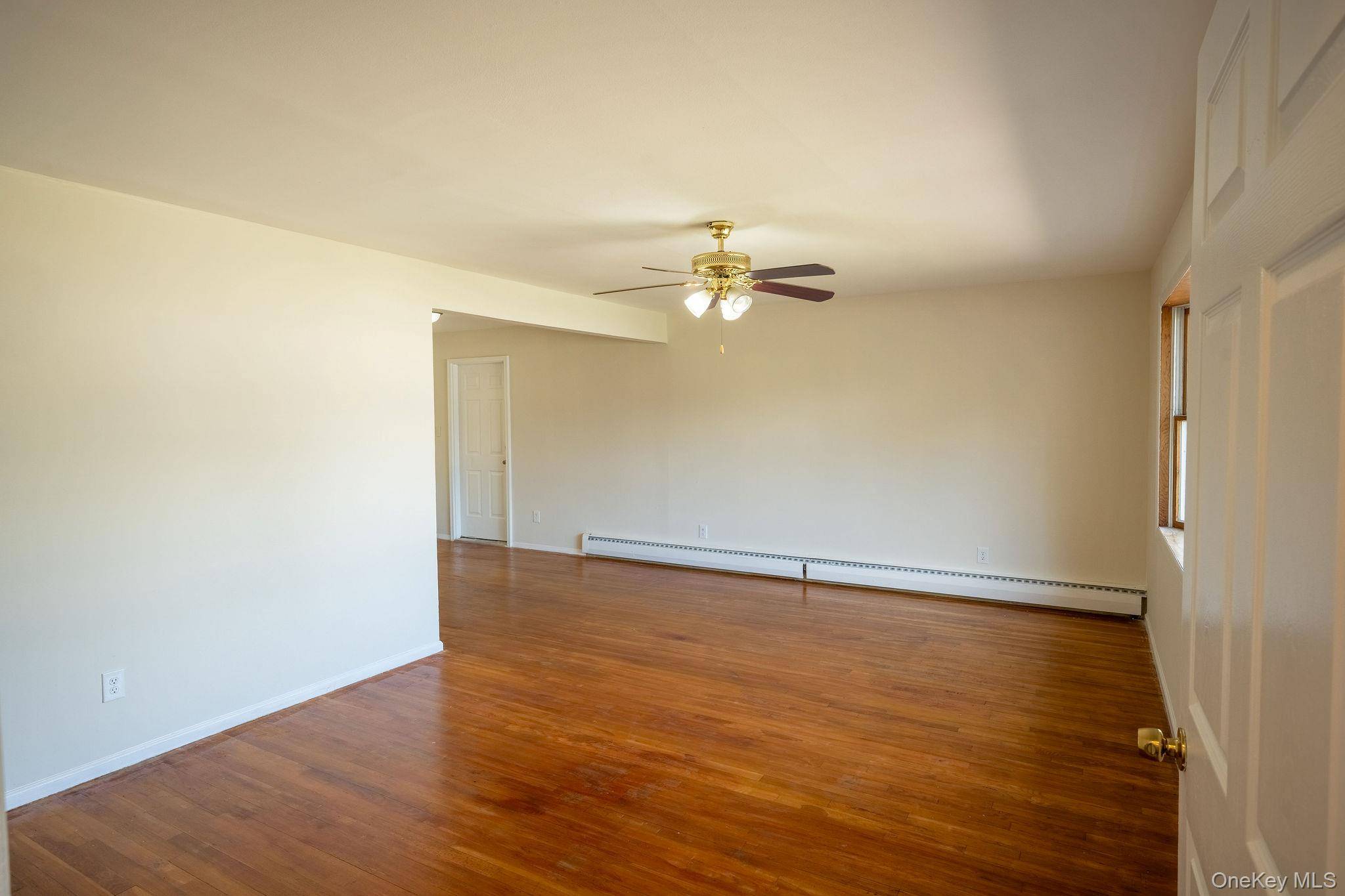 Hogar con 5 Dormitorios en Venta en Syosset - Nueva York - EE. UU. - 5
