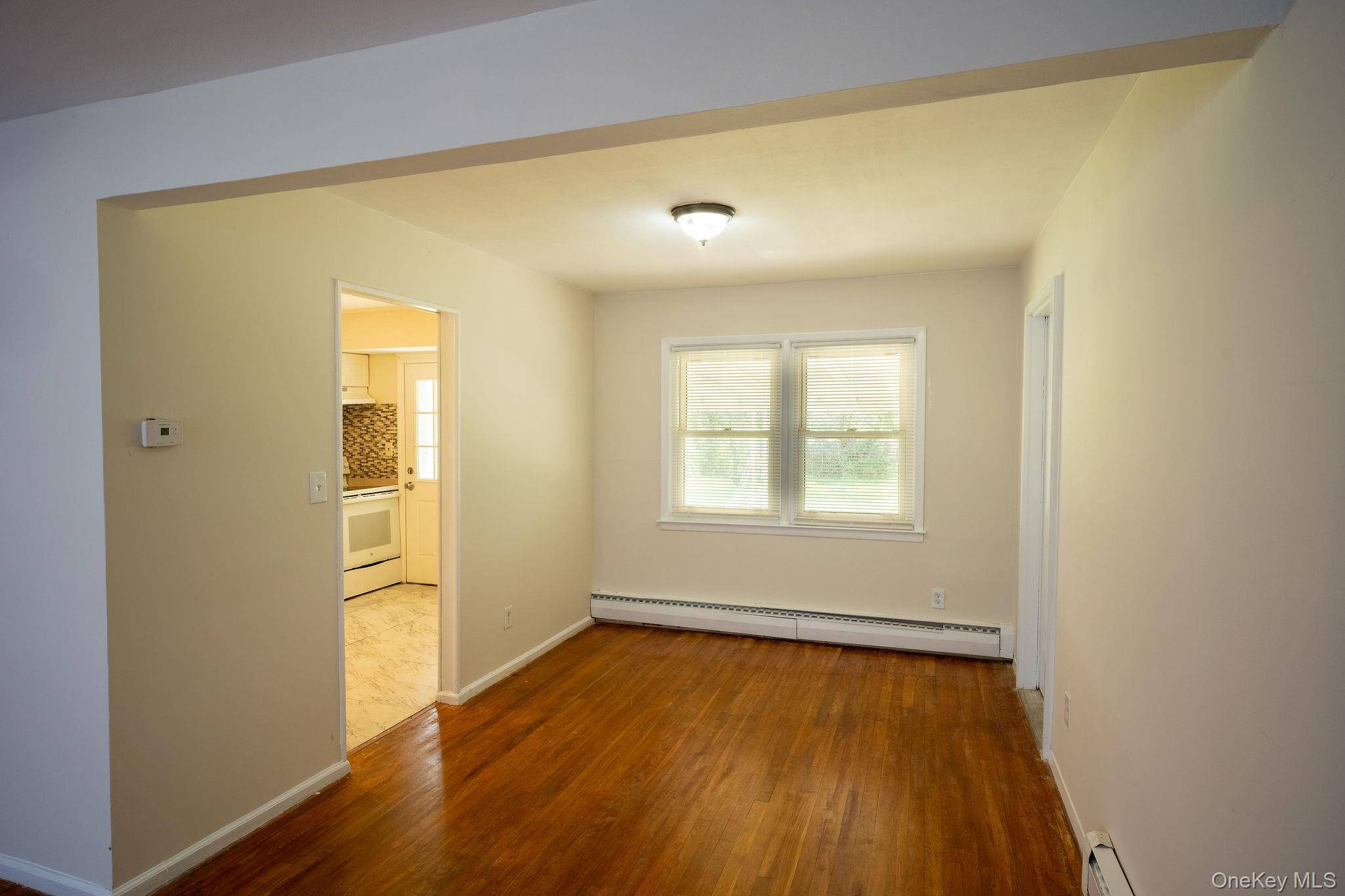Hogar con 5 Dormitorios en Venta en Syosset - Nueva York - EE. UU. - 7