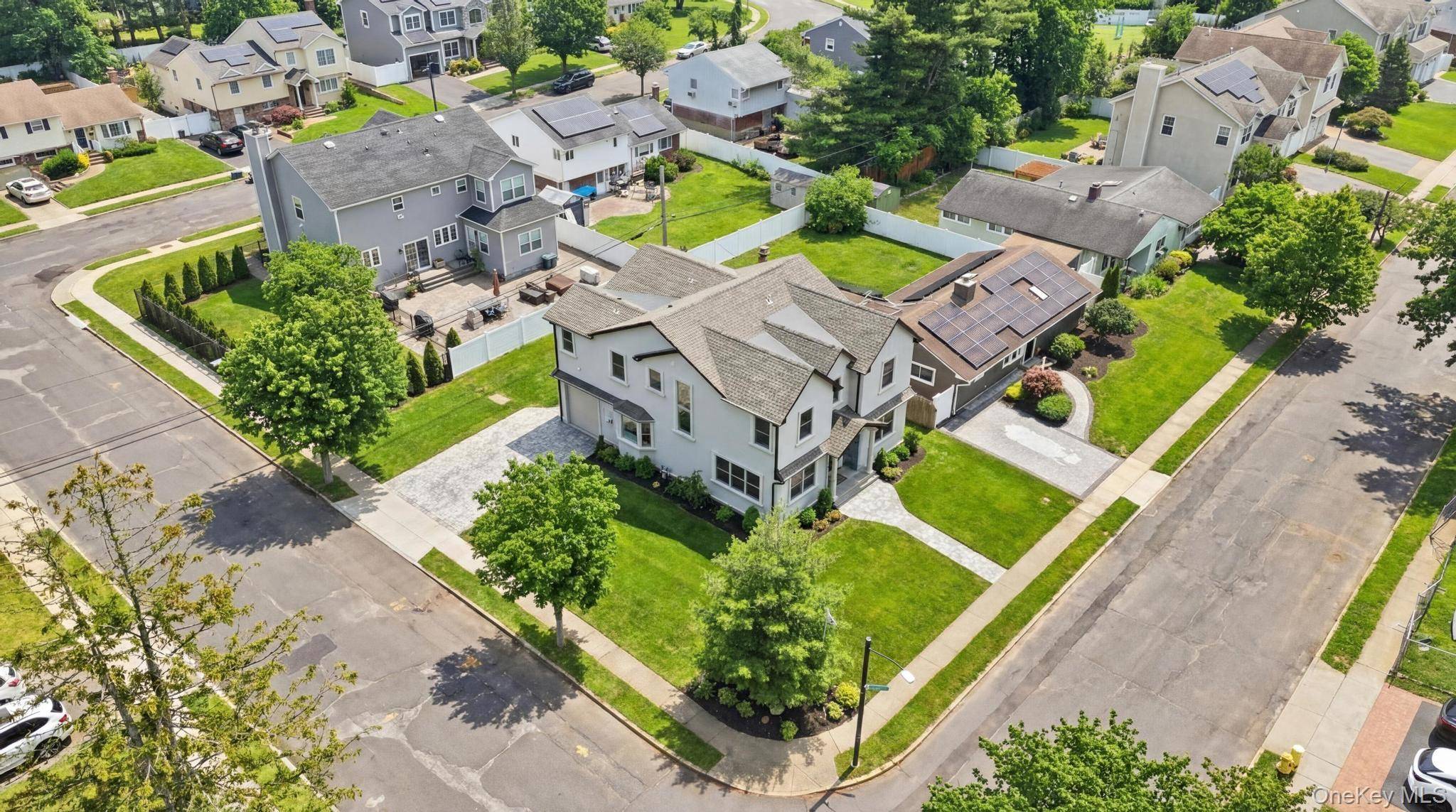 Casa com 5 Quartos à Venda em Syosset - Nova Iorque - EUA - 4