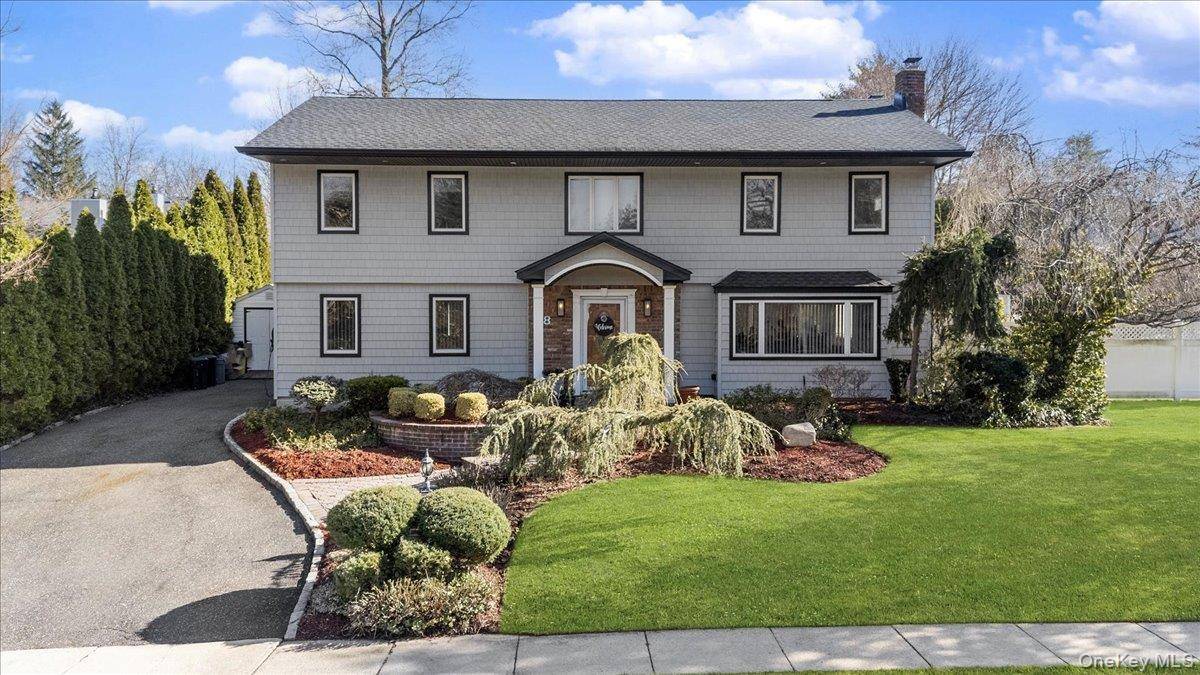 Hogar con 5 Dormitorios en Venta en Syosset - Nueva York - EE. UU. - 1