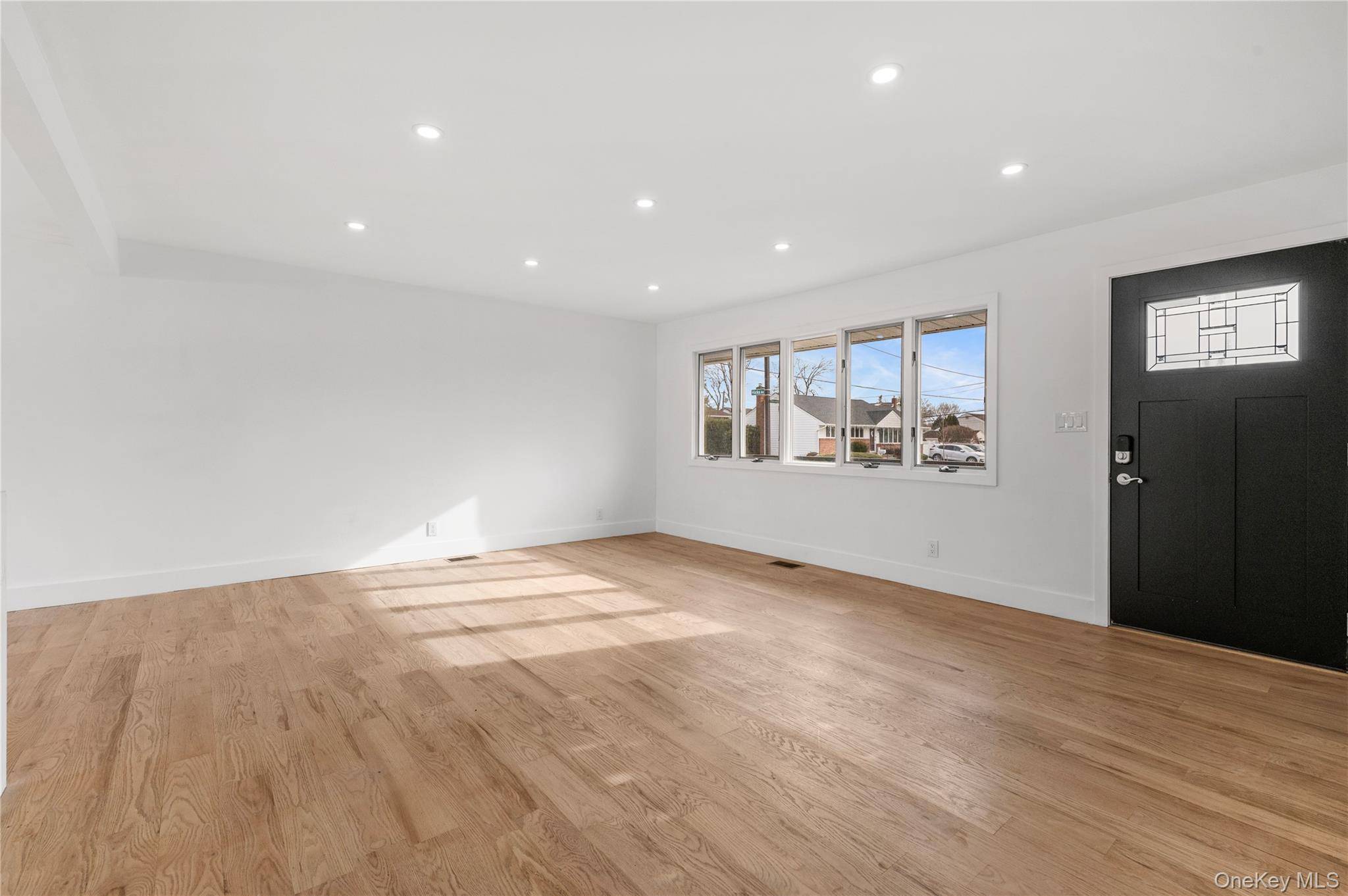 Casa com 5 Quartos à Venda em Syosset - Nova Iorque - EUA - 3