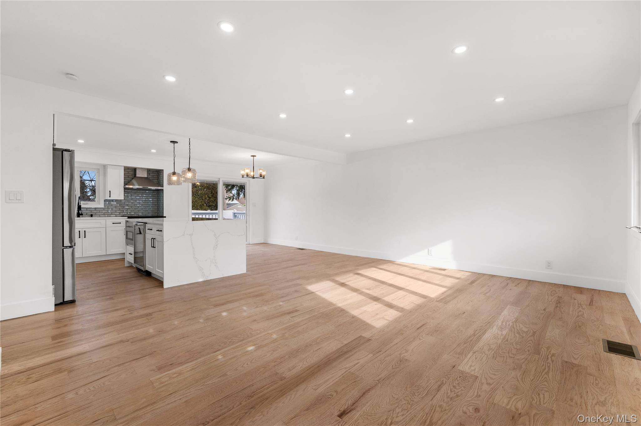 Casa com 5 Quartos à Venda em Syosset - Nova Iorque - EUA - 4