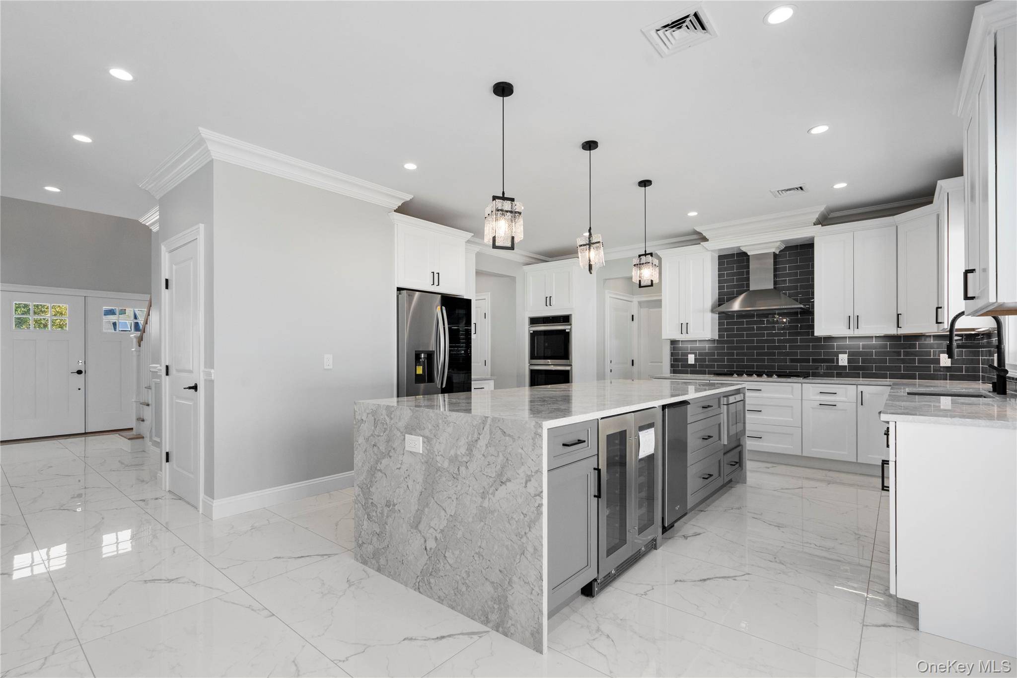 Casa com 5 Quartos à Venda em Syosset - Nova Iorque - EUA - 4