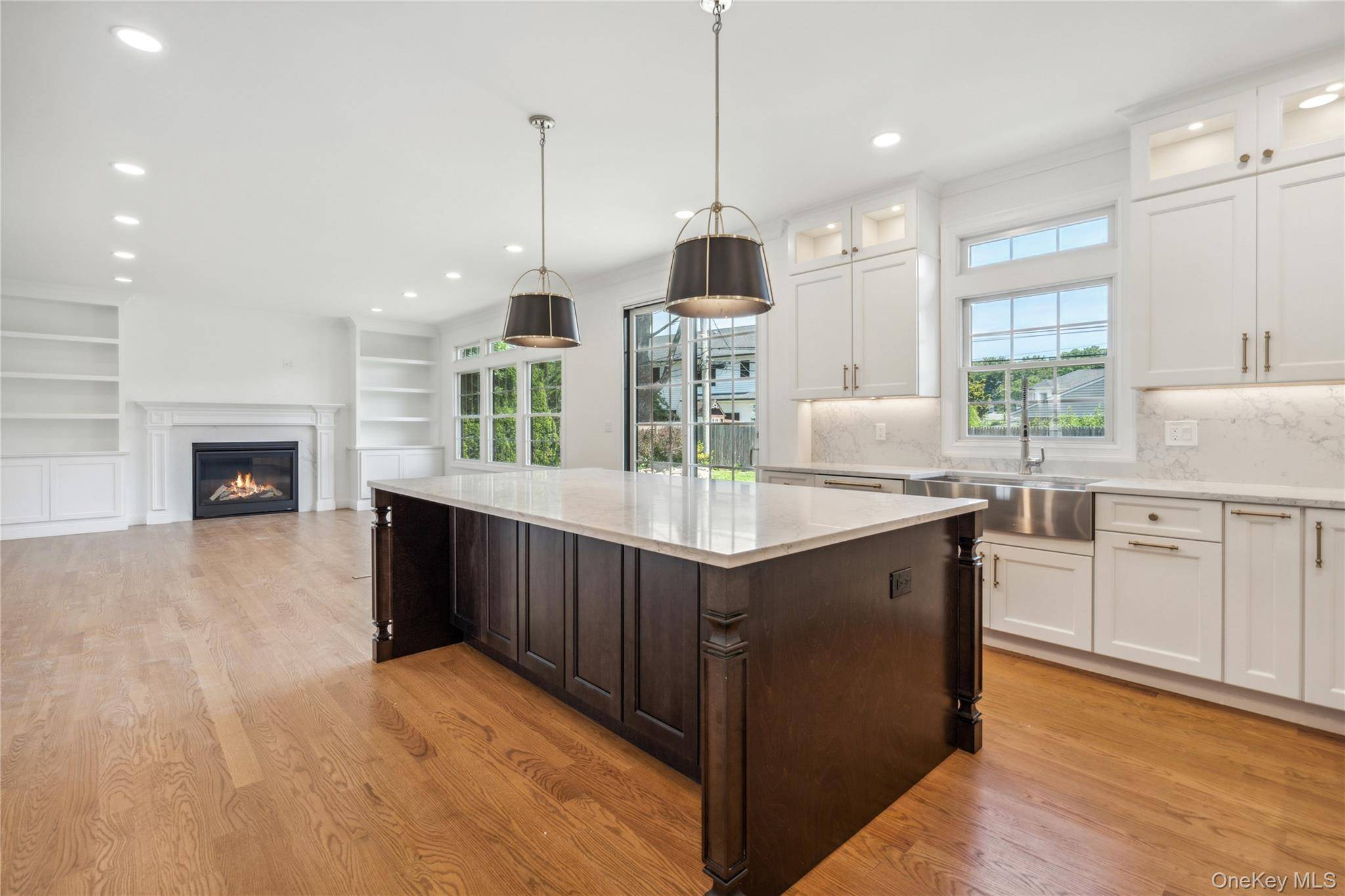 Casa com 5 Quartos à Venda em Syosset - Nova Iorque - EUA - 8