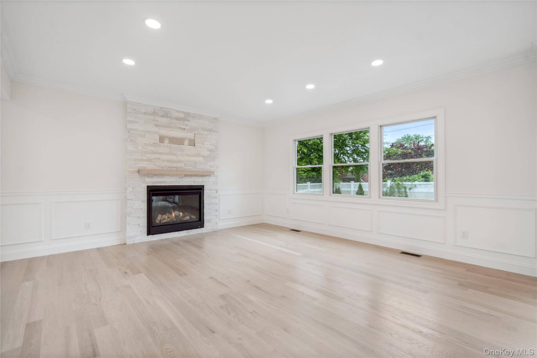 Casa com 5 Quartos à Venda em Syosset - Nova Iorque - EUA - 7