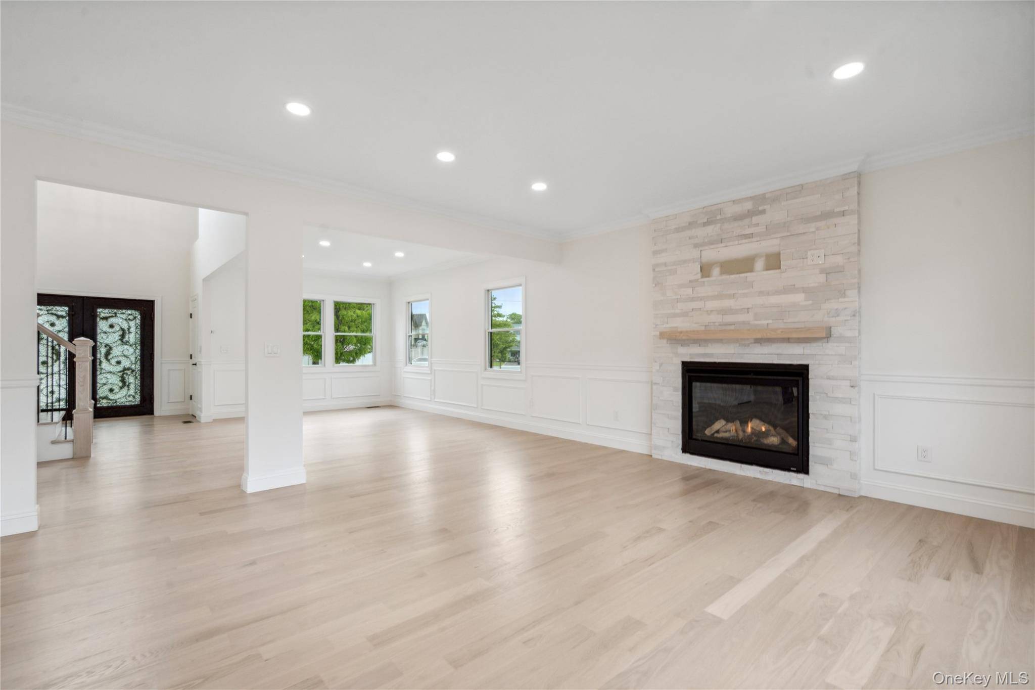 Casa com 5 Quartos à Venda em Syosset - Nova Iorque - EUA - 8