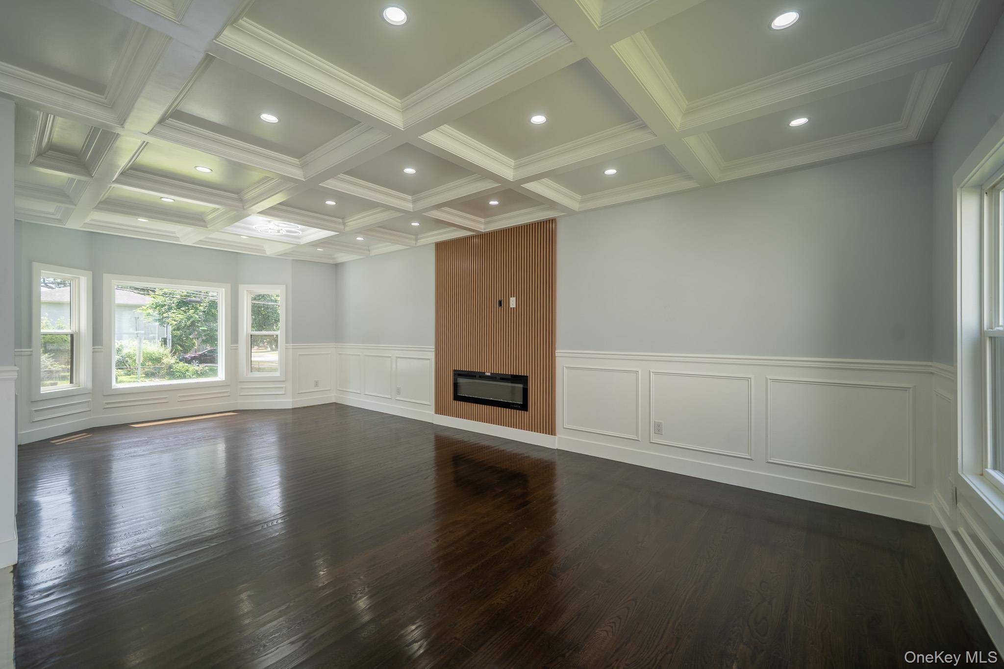 Casa com 5 Quartos à Venda em Syosset - Nova Iorque - EUA - 4