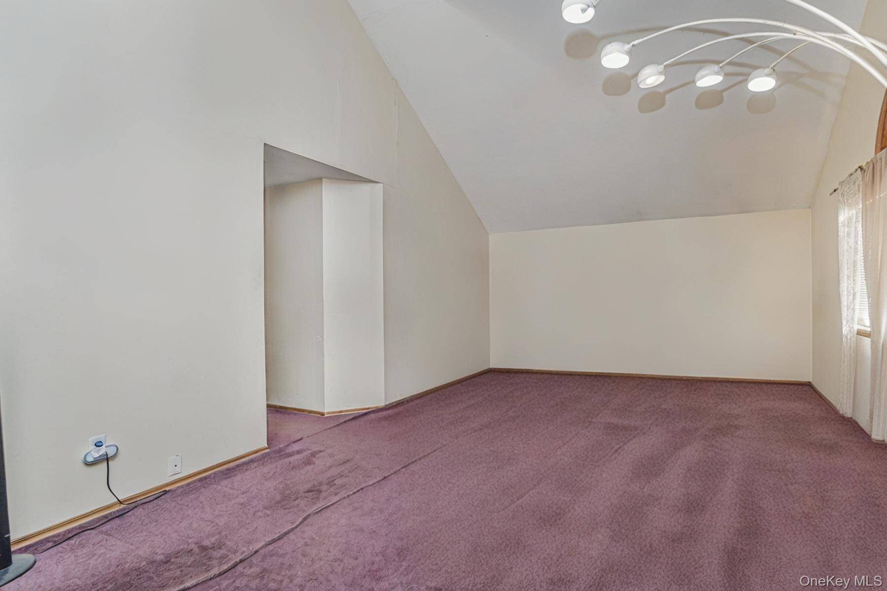 Casa com 6 Quartos à Venda em Staten Island - Nova Iorque - EUA - 6