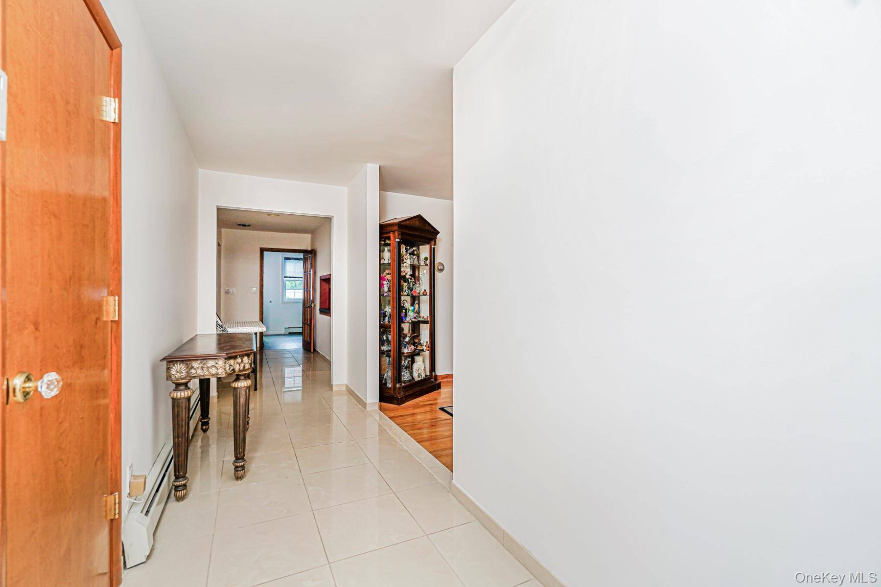 Casa com 6 Quartos à Venda em Staten Island - Nova Iorque - EUA - 5