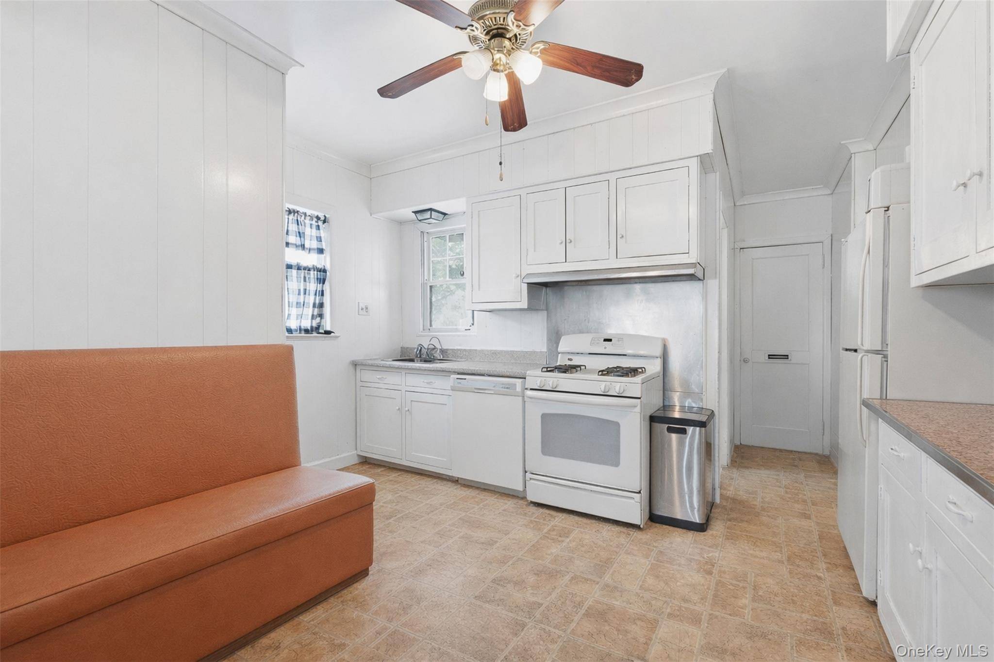 Casa com 6 Quartos à Venda em Suffern - Nova Iorque - EUA - 7