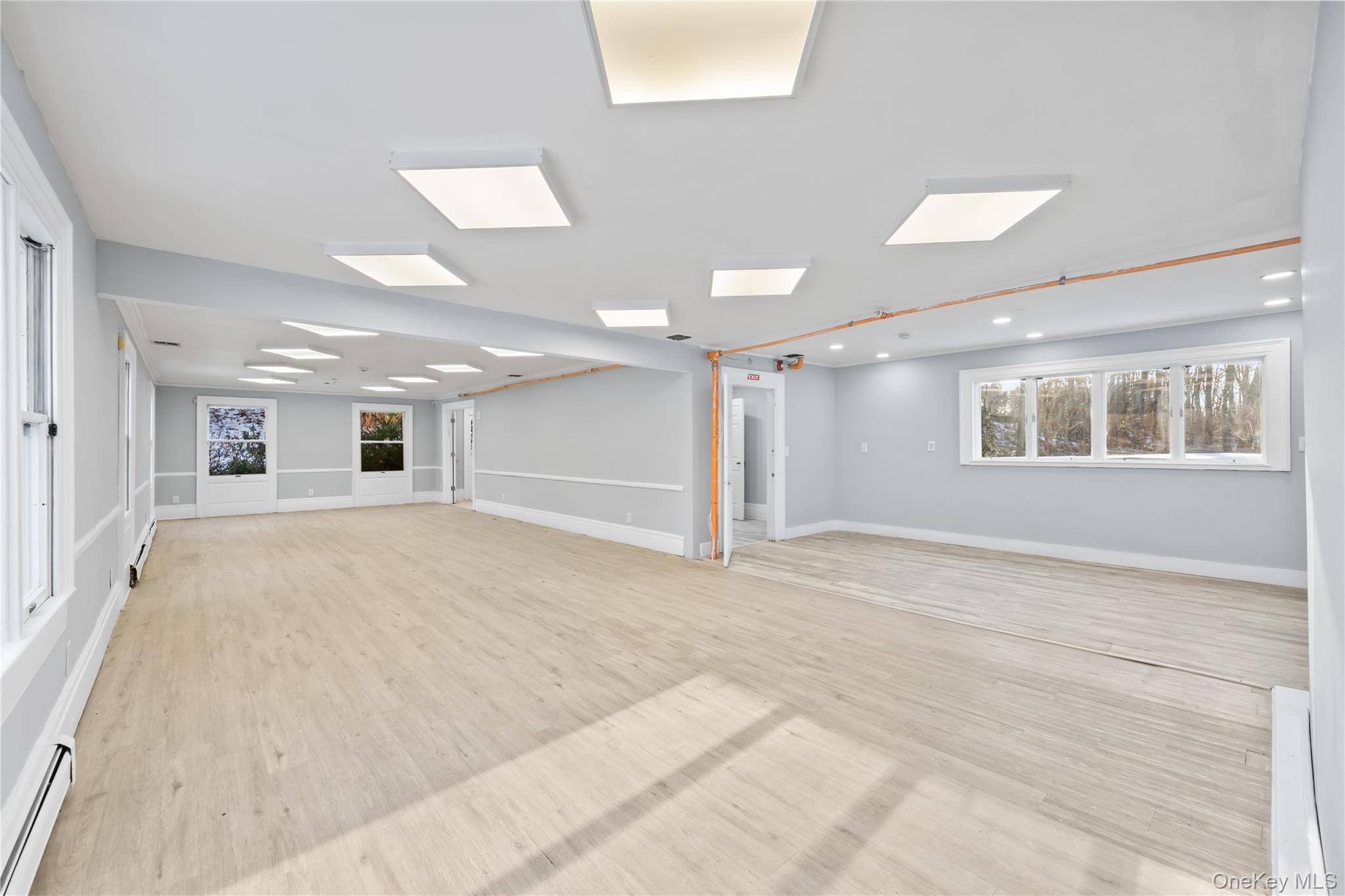 Casa com 6 Quartos à Venda em Suffern - Nova Iorque - EUA - 7