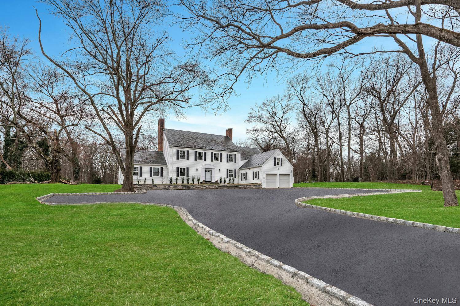 Casa com 6 Quartos à Venda em Syosset - Nova Iorque - EUA - 1
