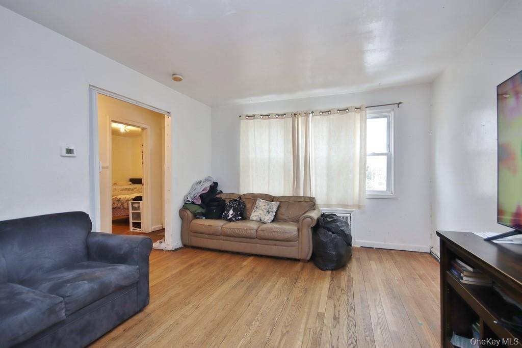Casa com 7 Quartos à Venda em Suffern - Nova Iorque - EUA - 5