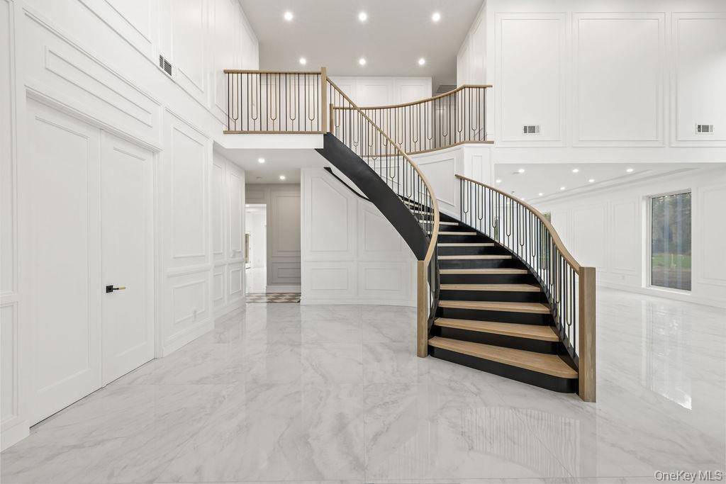 Casa com 7 Quartos à Venda em Suffern - Nova Iorque - EUA - 5