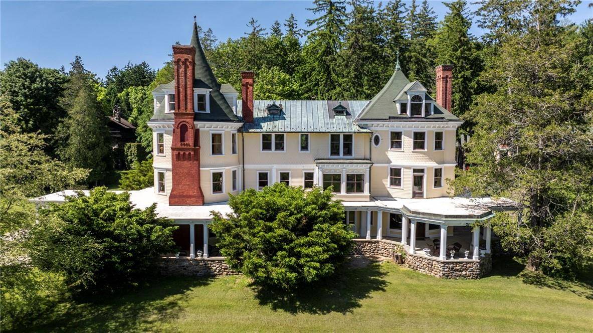 Propriedade à Venda em Millbrook, NY – The Hitchcock Estate - 2