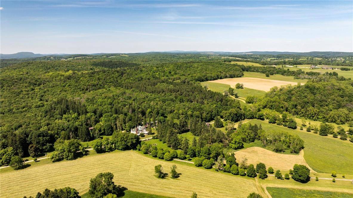 Propriedade à Venda em Millbrook, NY – The Hitchcock Estate - 4
