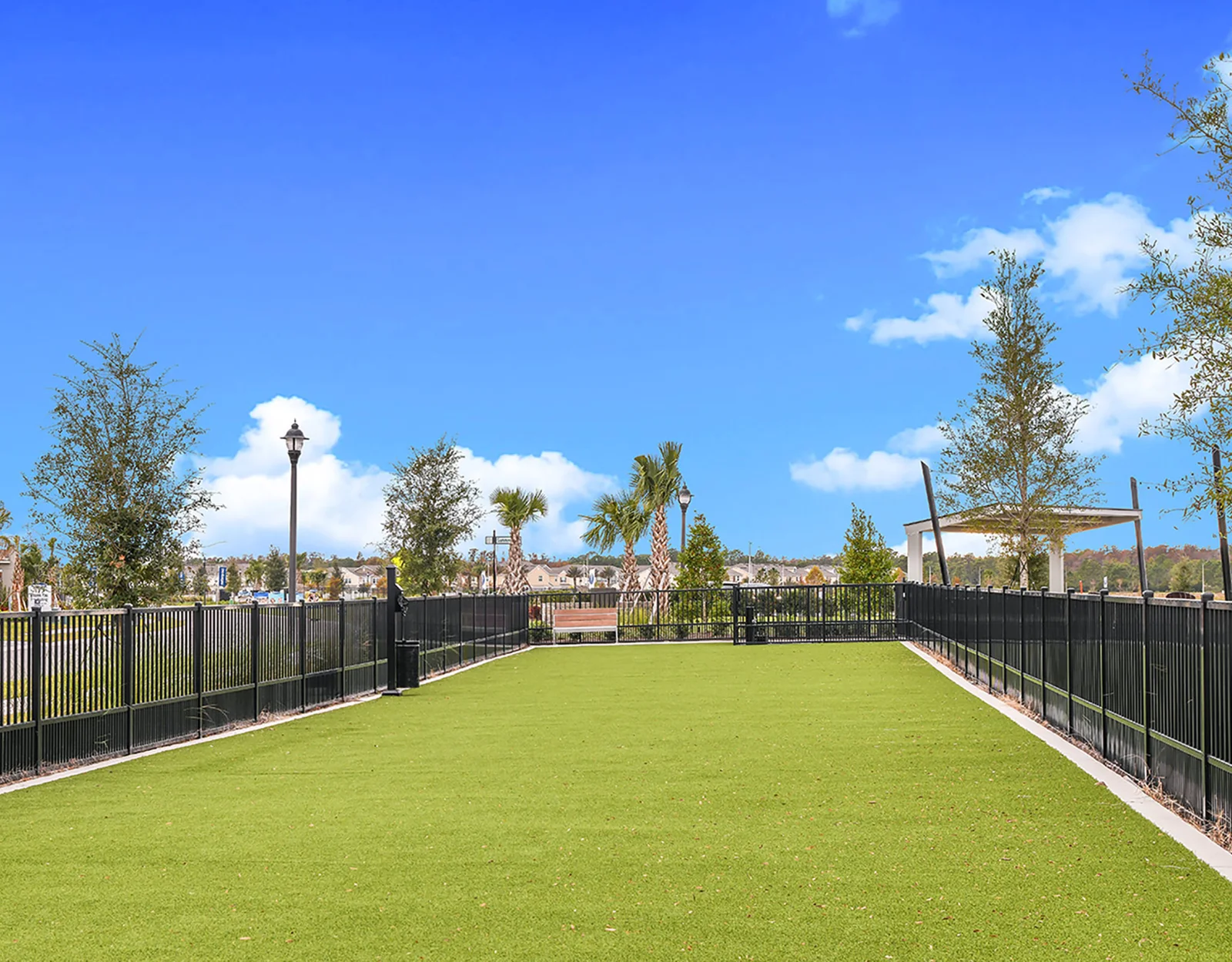 Casa de 3 Dormitorios en Venta en Lutz, FL - 1