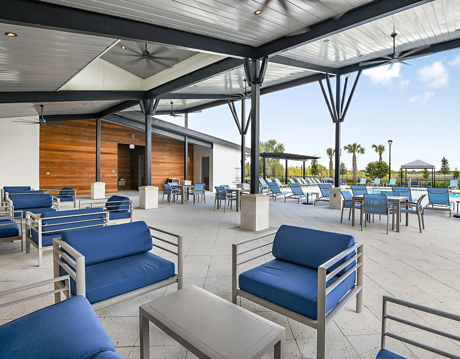 Casa de 3 Dormitorios en Venta en Lutz, FL - 2
