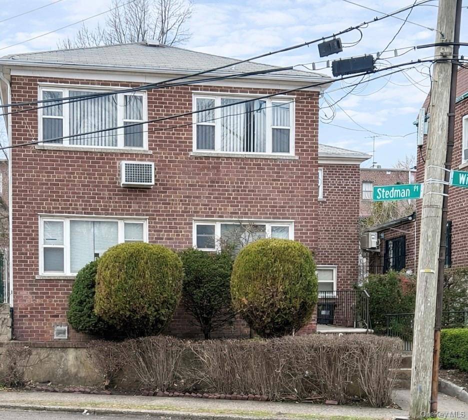 Casa de 4 Dormitorios en Venta en Bronx – Allerton Ave. - 2