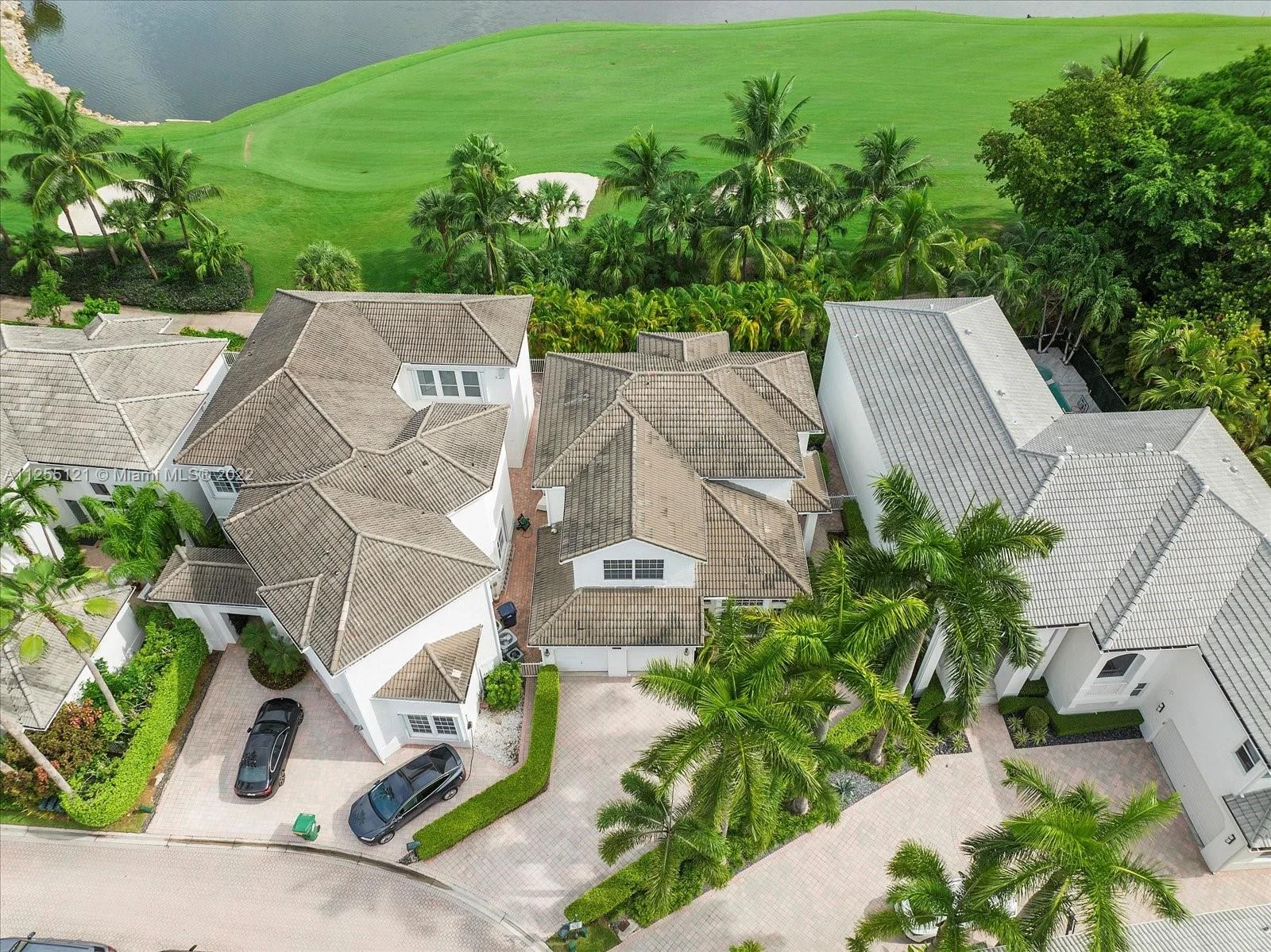 Maison 4 Chambres à Vendre à Miami, FL – 3733 NE 201st St – Florida – FL - 8